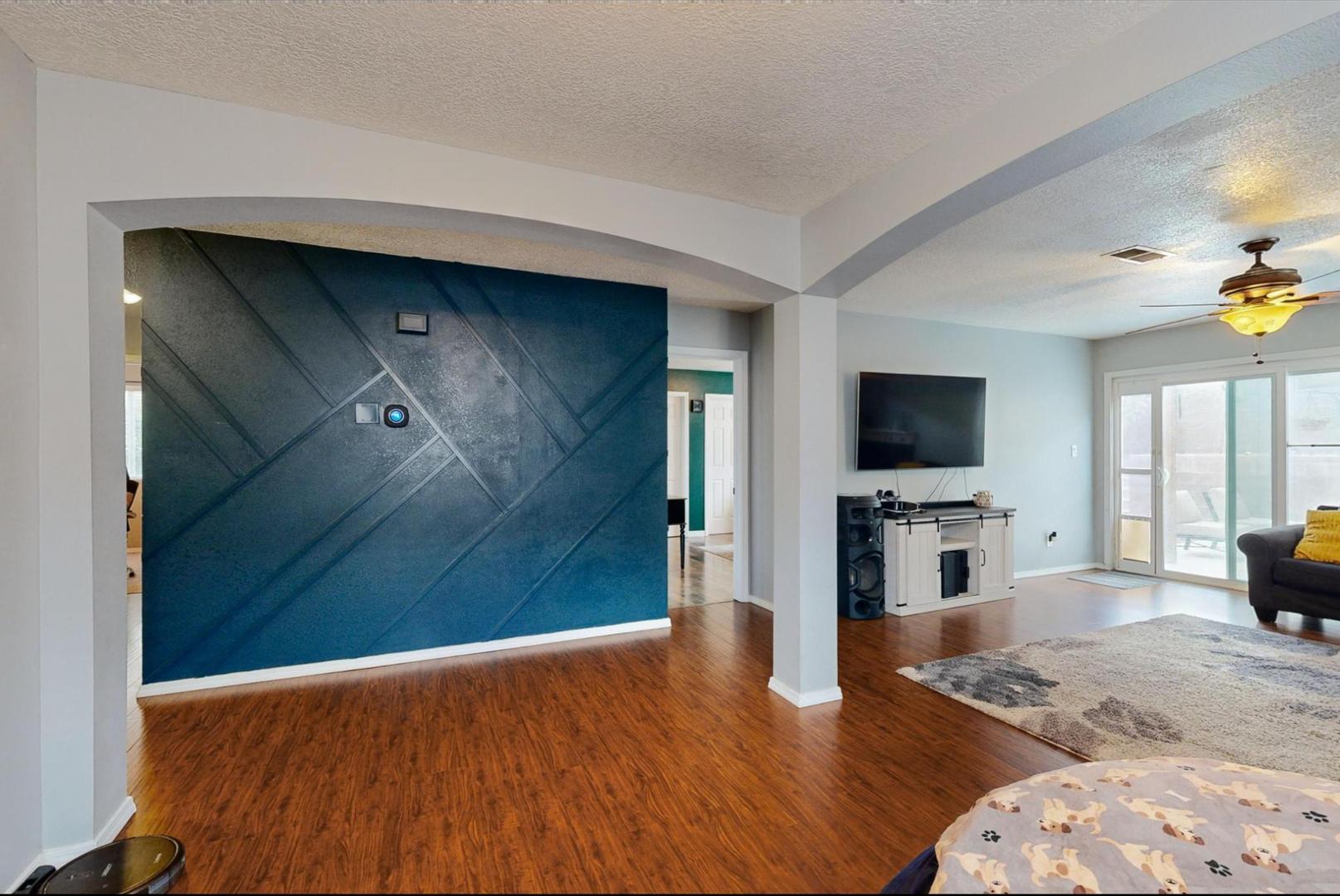 635 Painted Sky Place NW