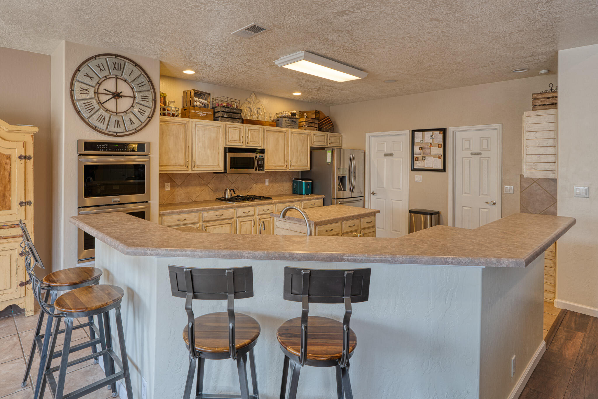 6241 Cielo Grande Drive NE