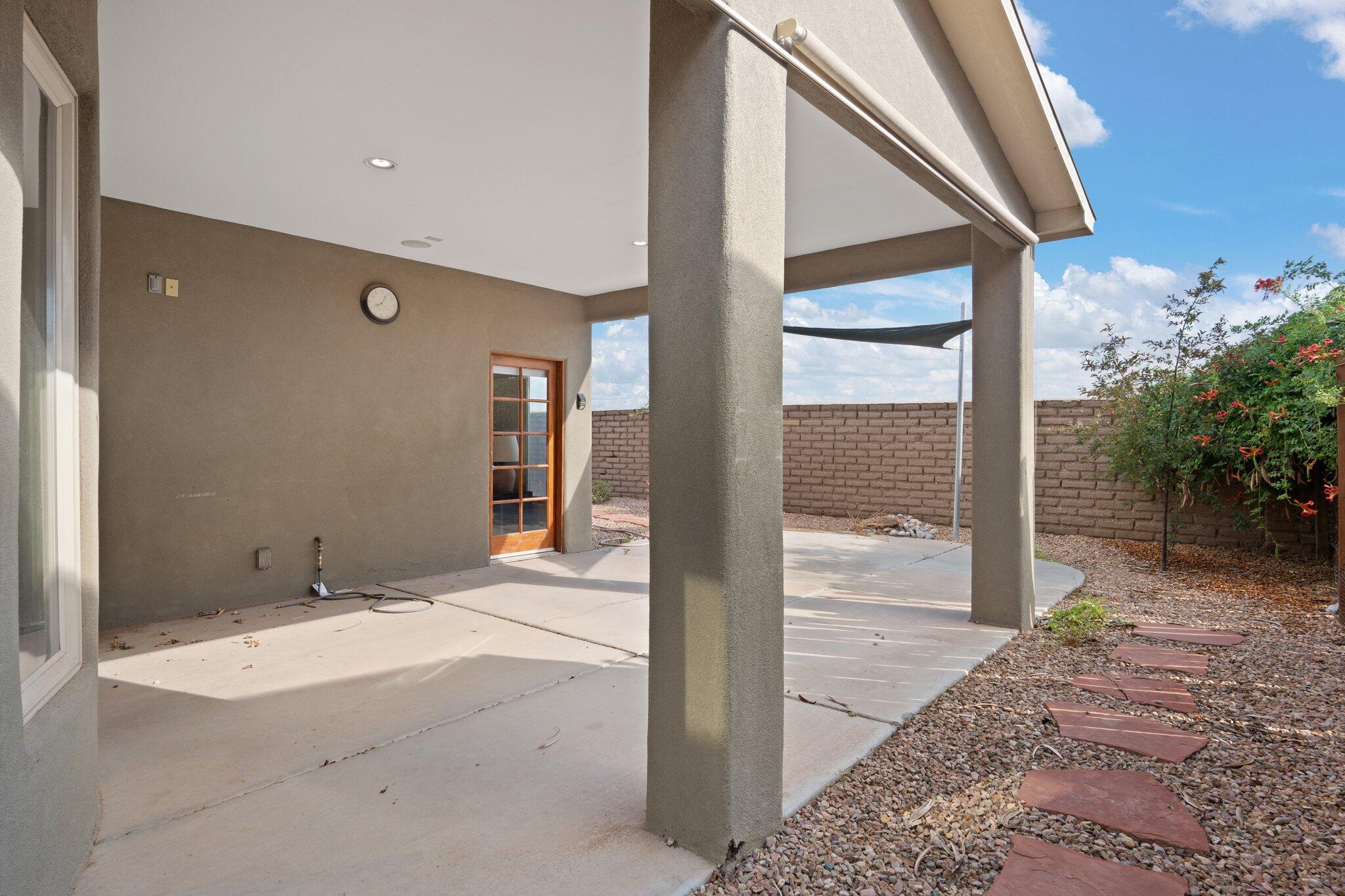 1852 Calle Barbarita NW