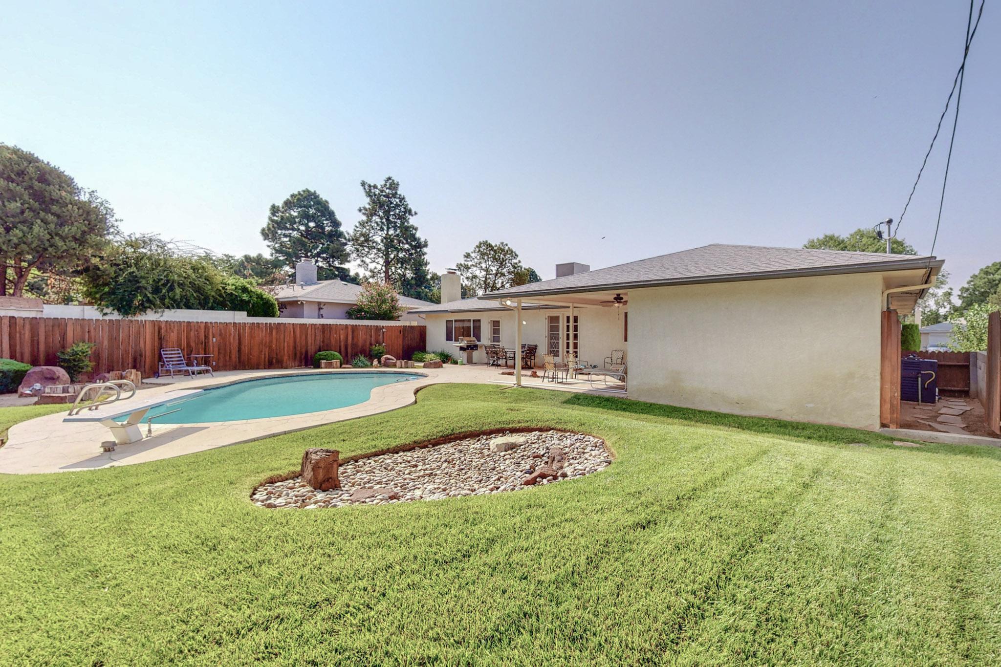 7709 Palo Duro Avenue NE