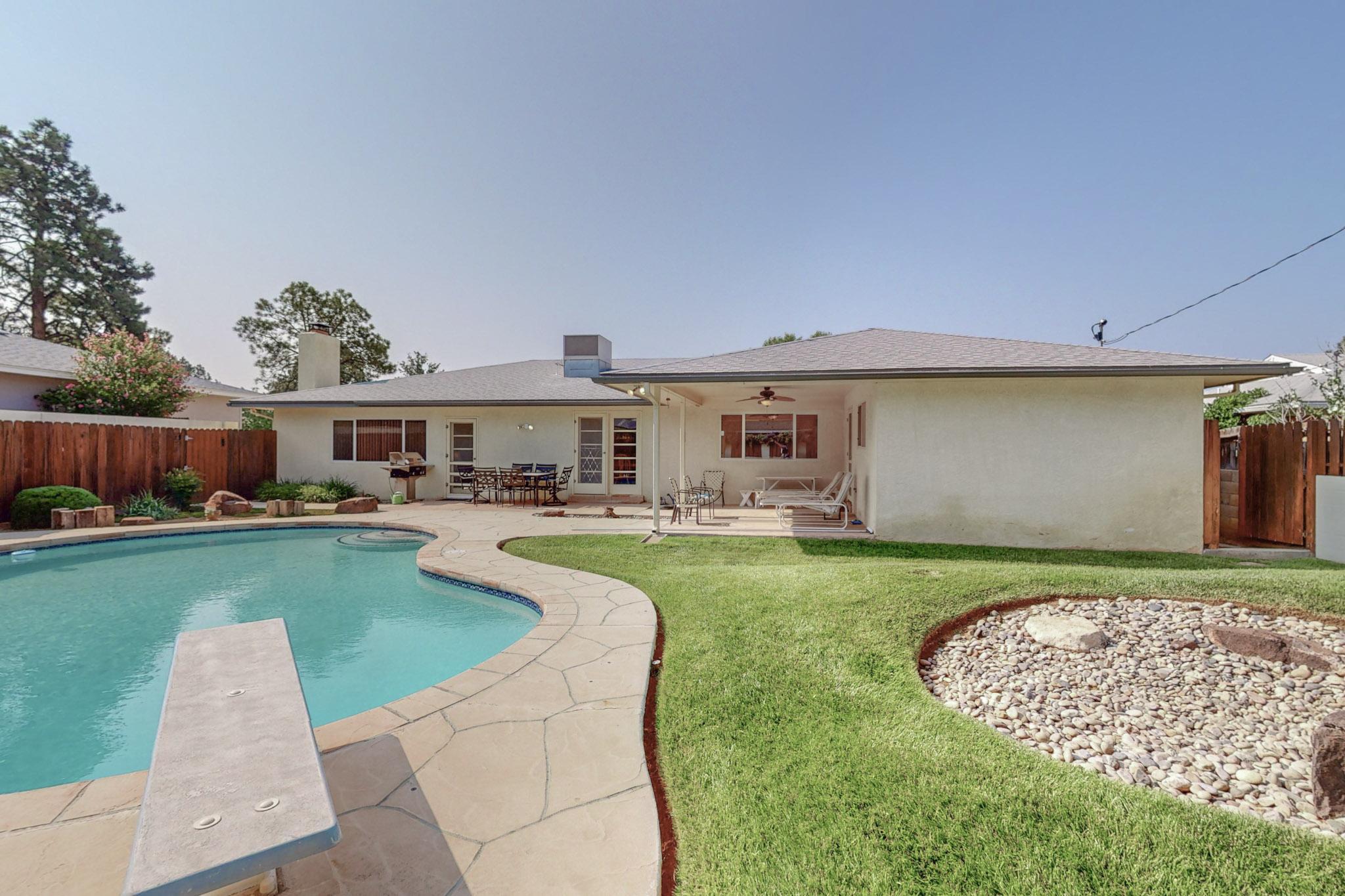 7709 Palo Duro Avenue NE