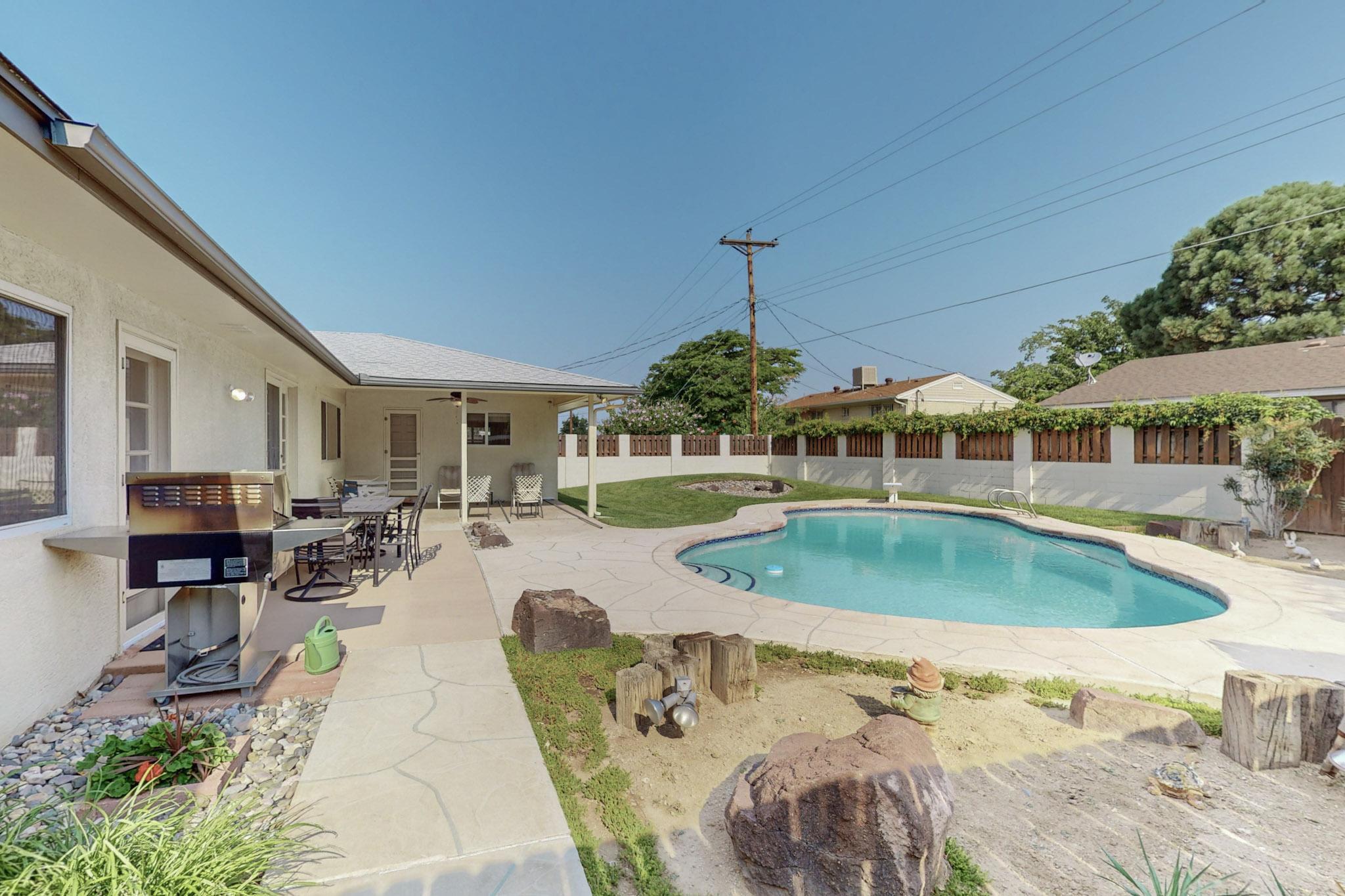 7709 Palo Duro Avenue NE