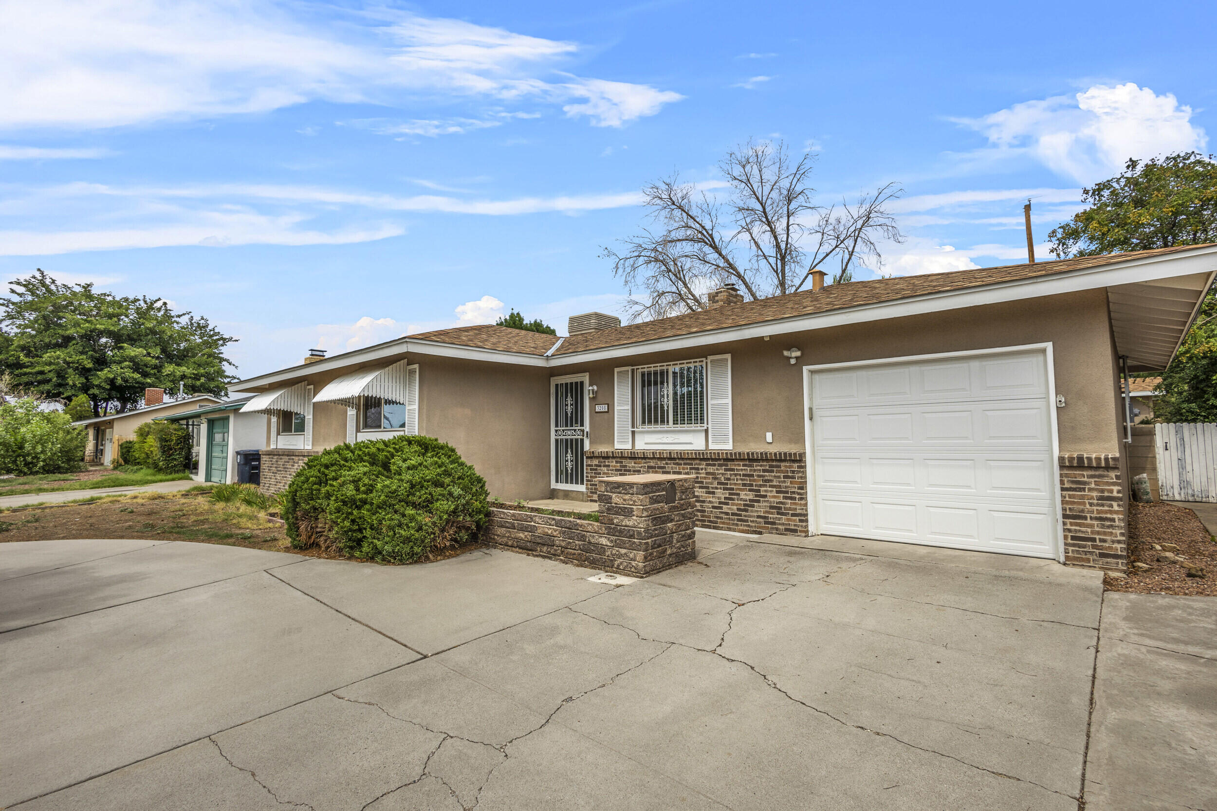 3208 San Pedro Drive NE