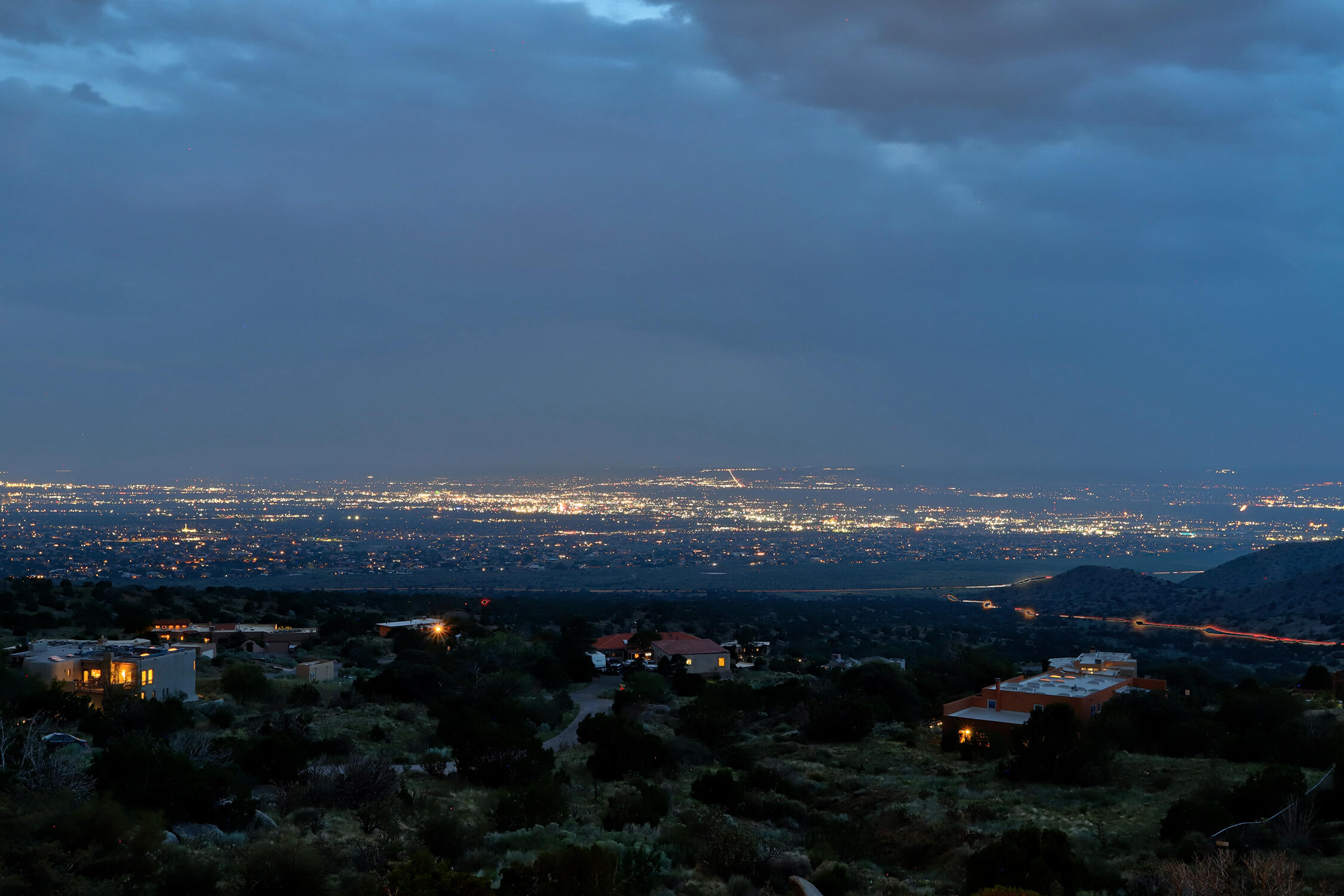 1113 La Luz Trail NE