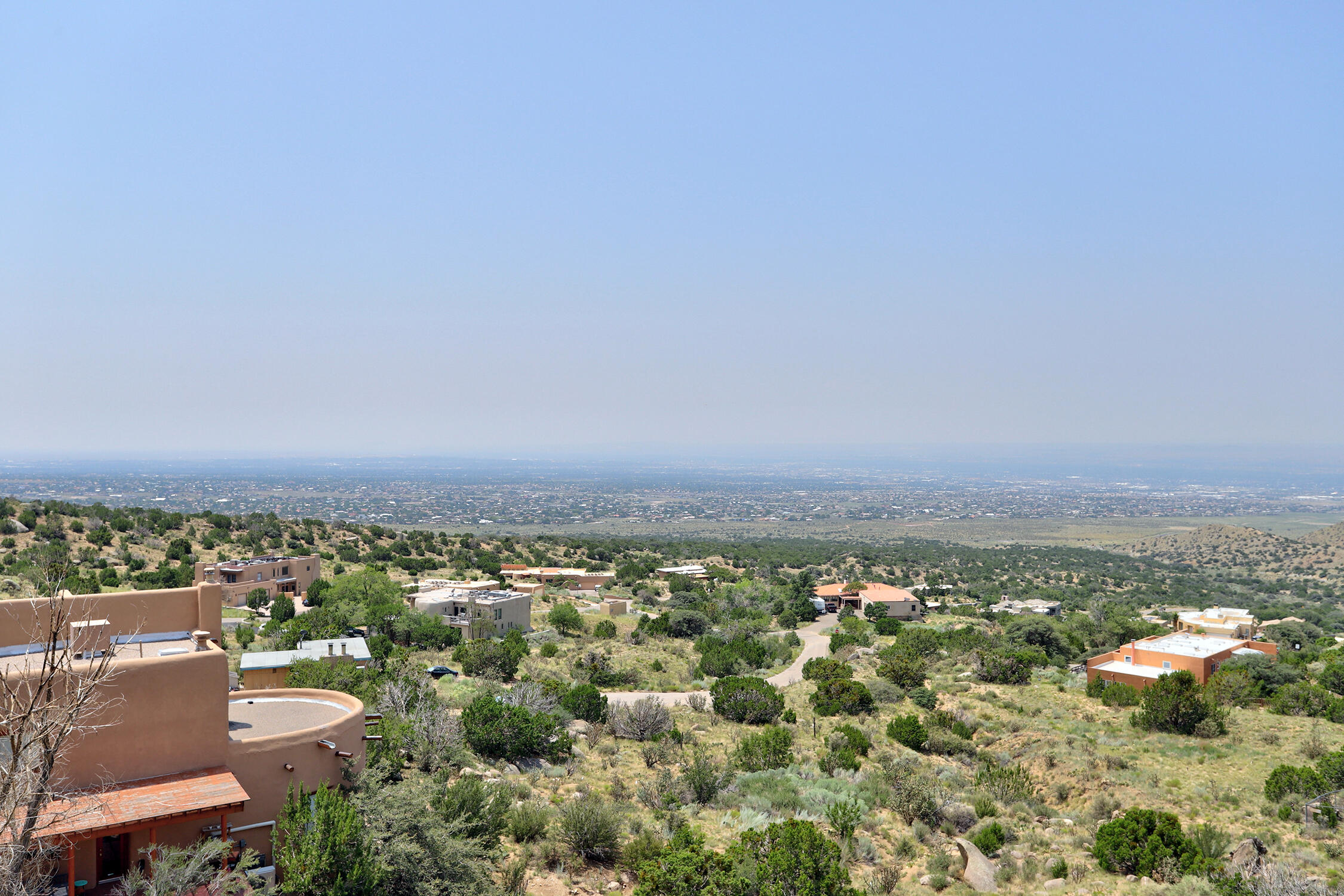 1113 La Luz Trail NE