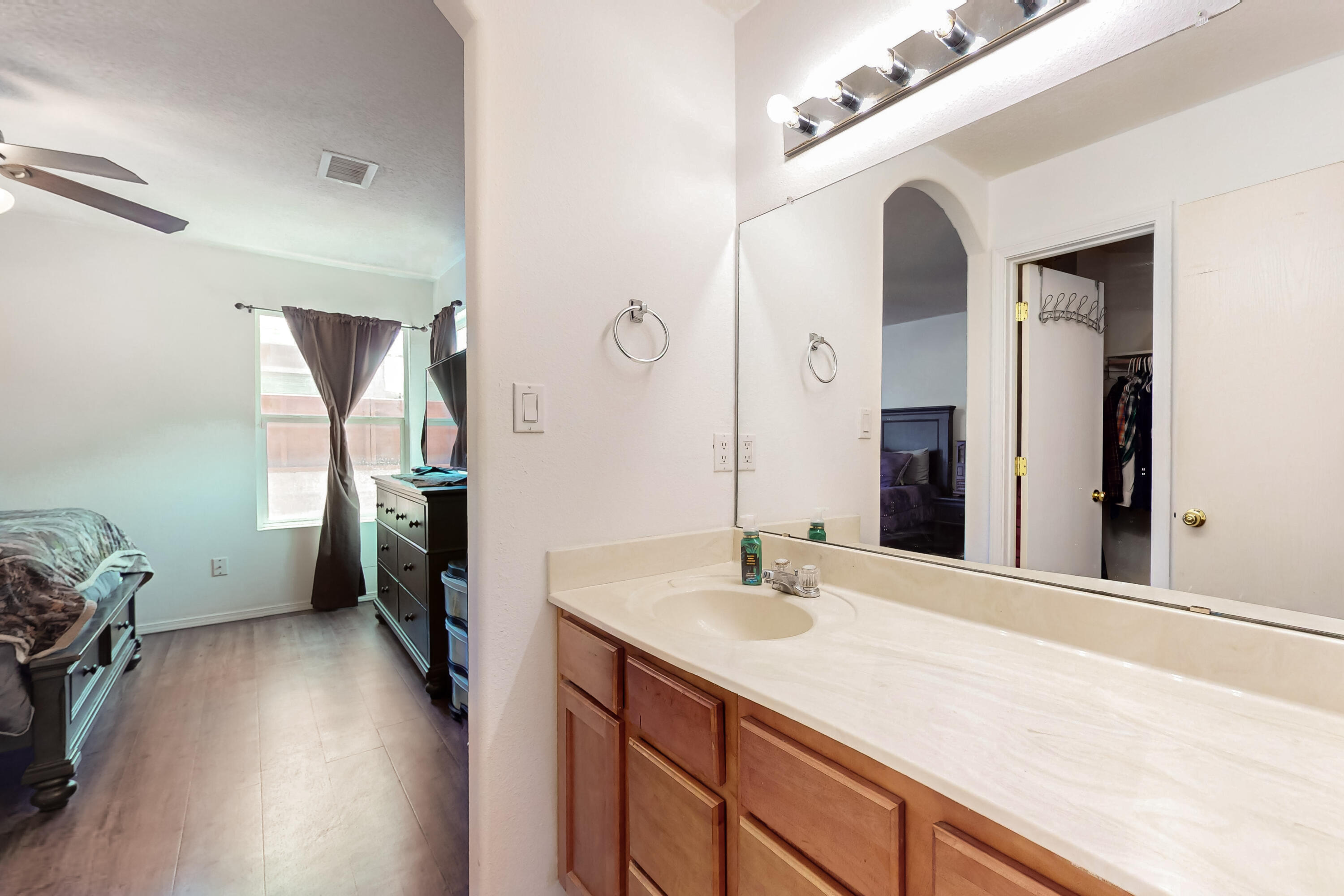 1227 Telstar Loop NW