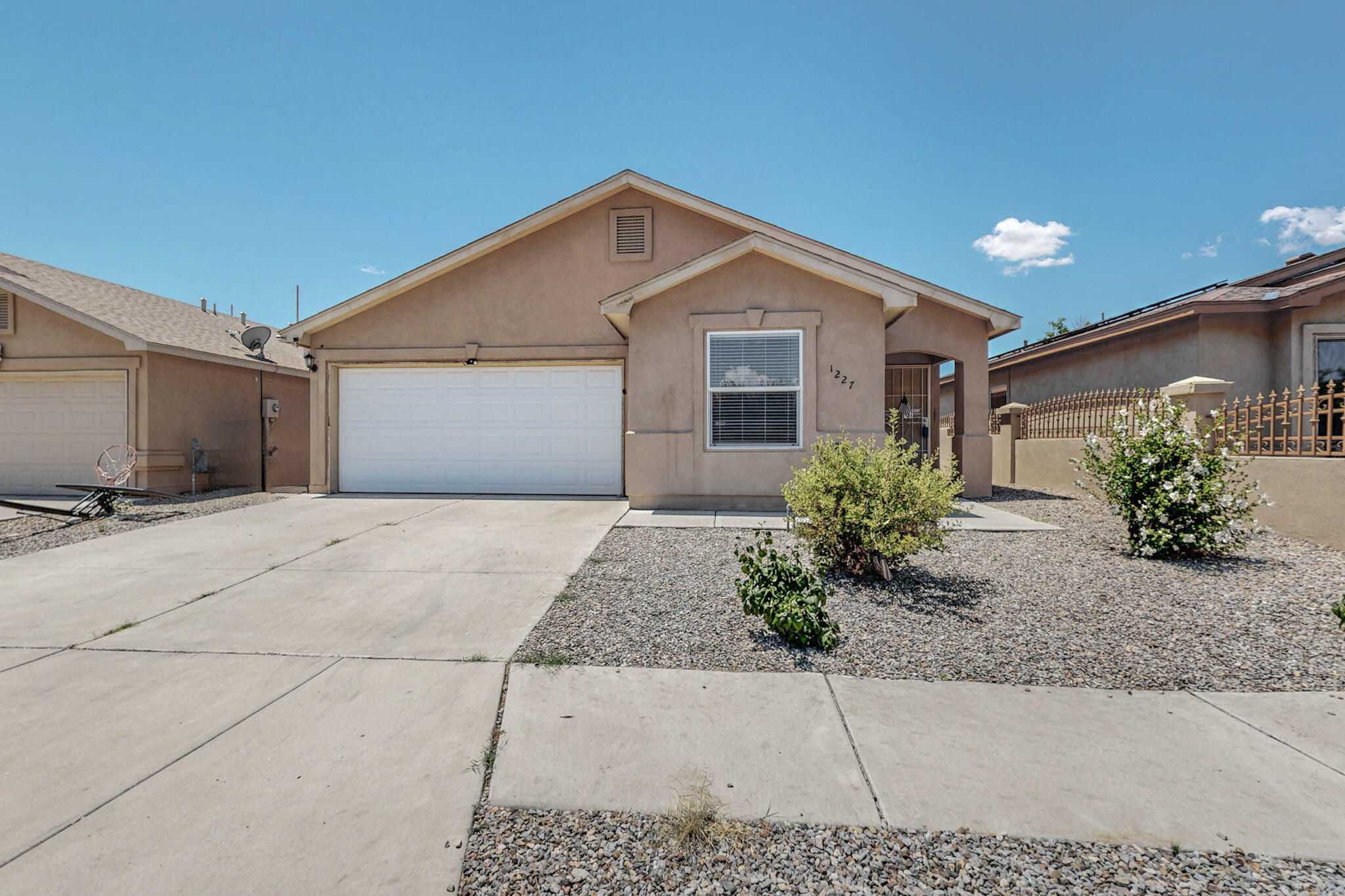 1227 Telstar Loop NW