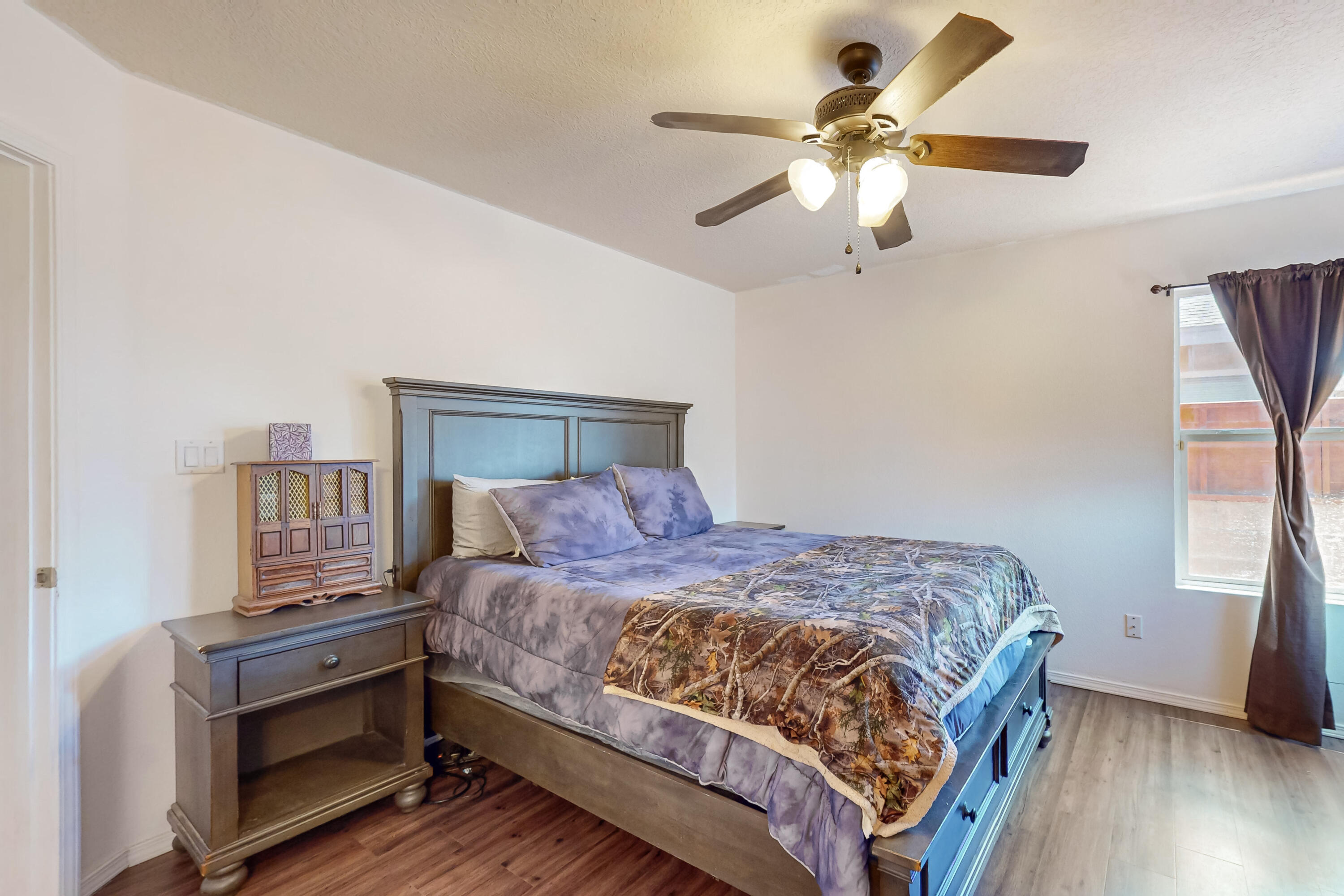 1227 Telstar Loop NW