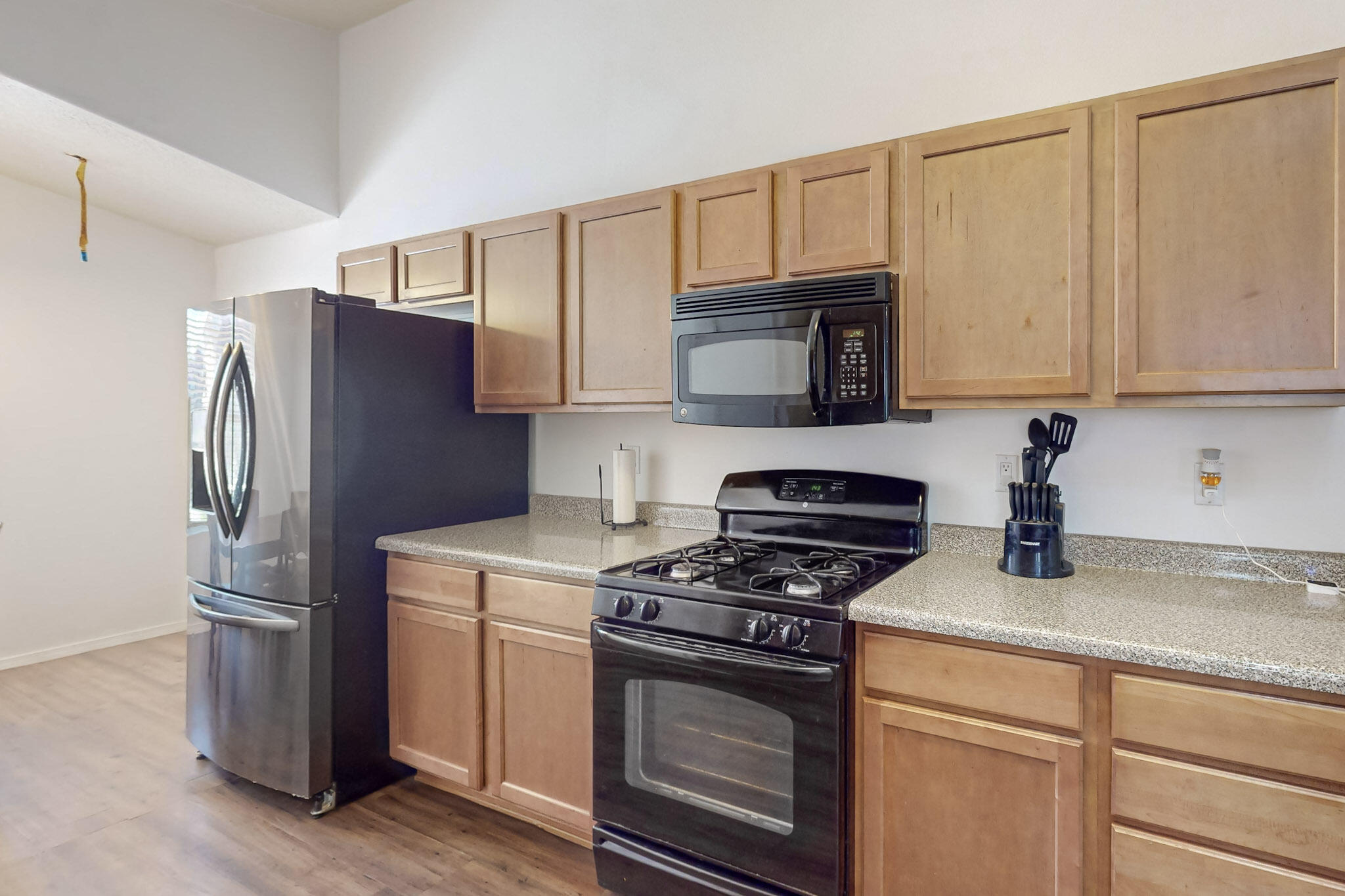 1227 Telstar Loop NW