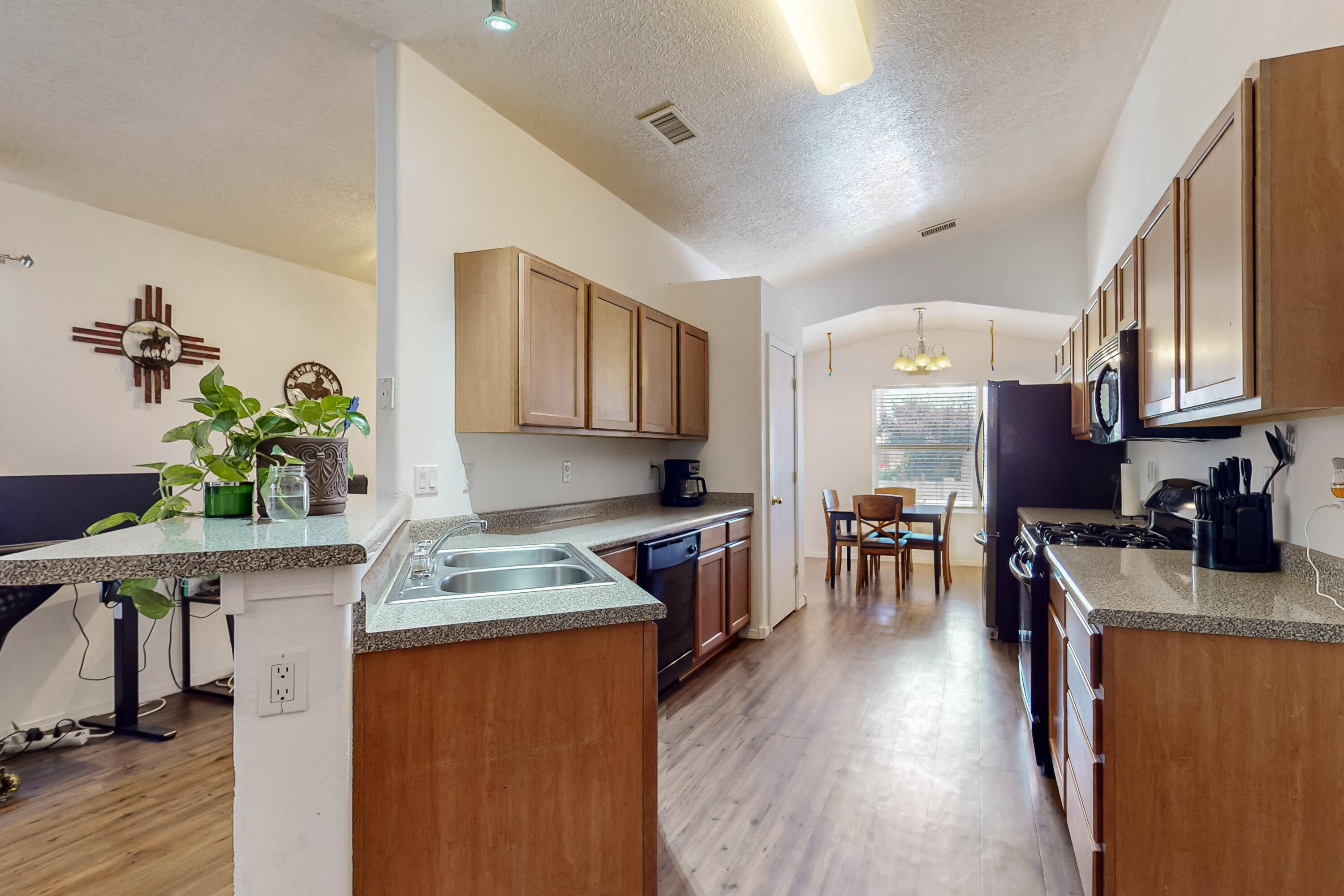 1227 Telstar Loop NW