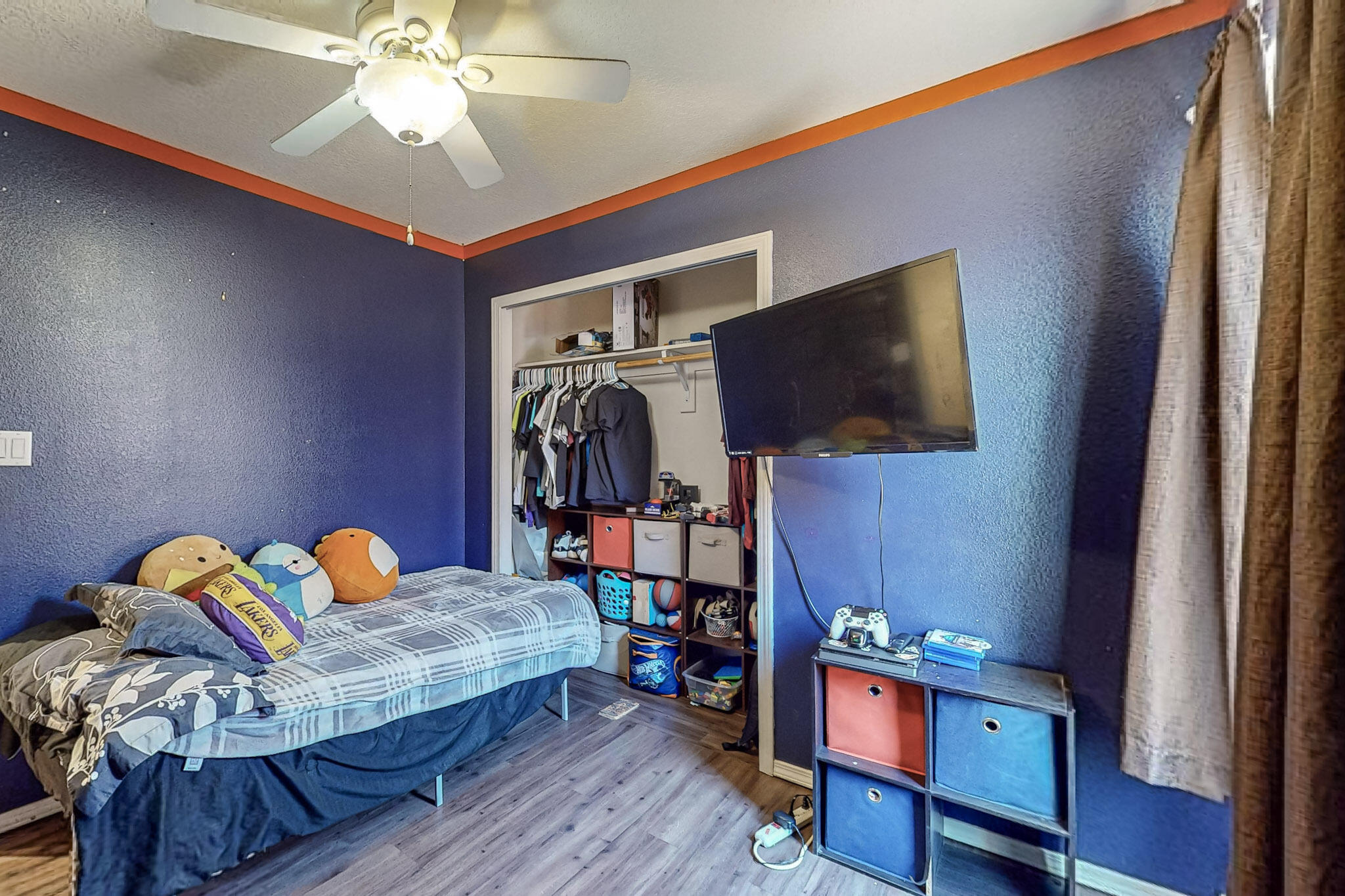 1227 Telstar Loop NW