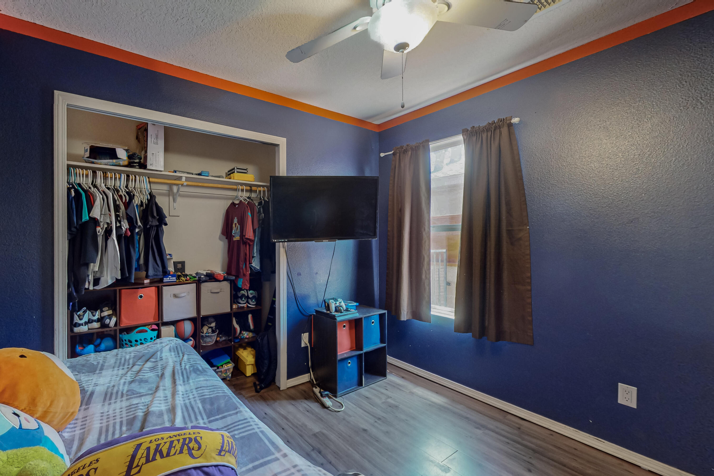 1227 Telstar Loop NW