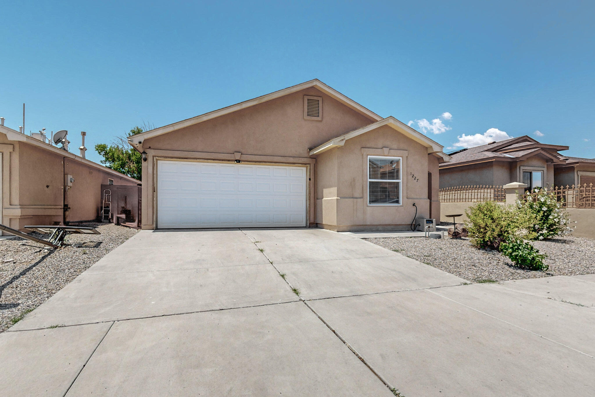 1227 Telstar Loop NW