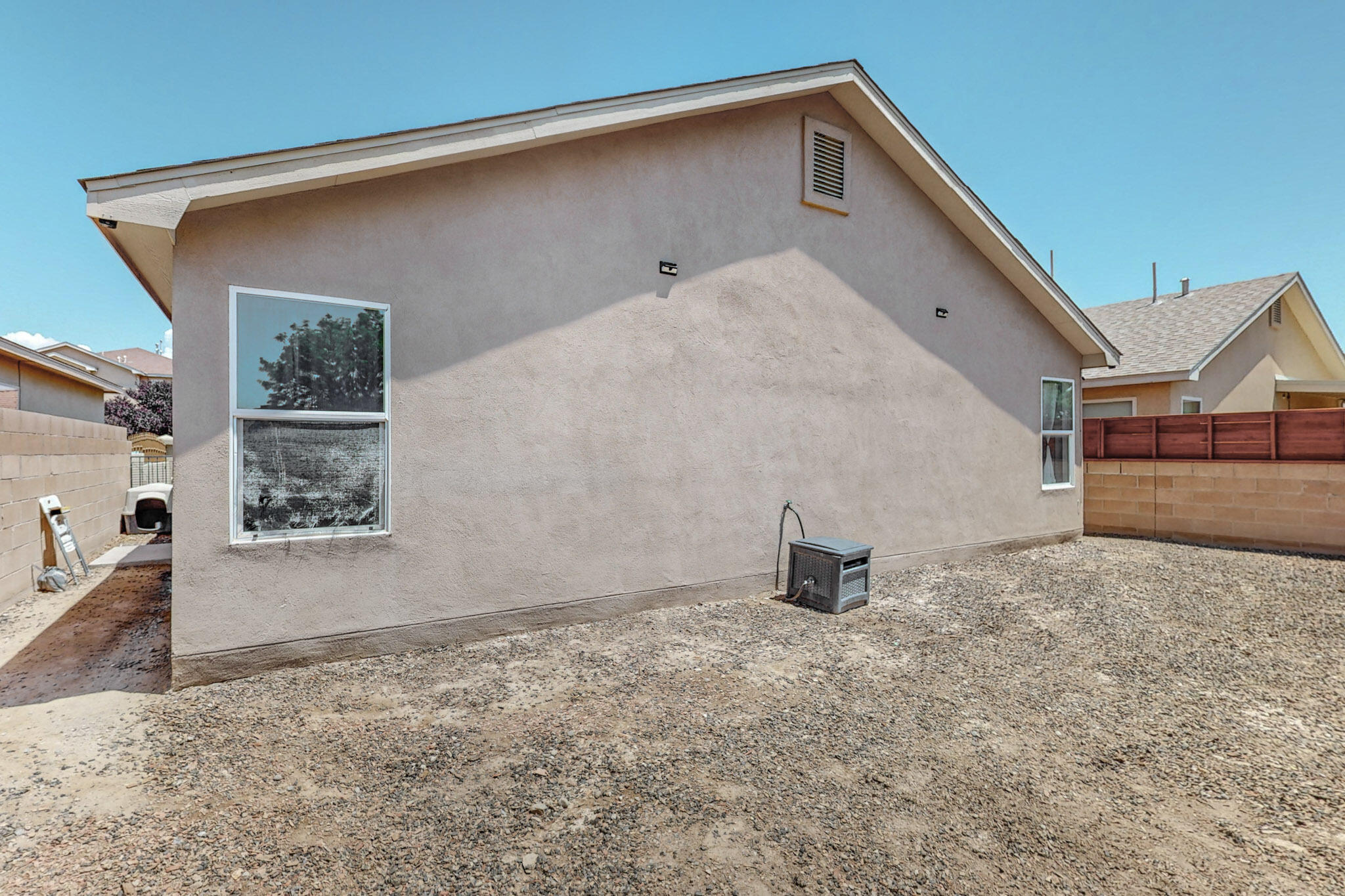 1227 Telstar Loop NW
