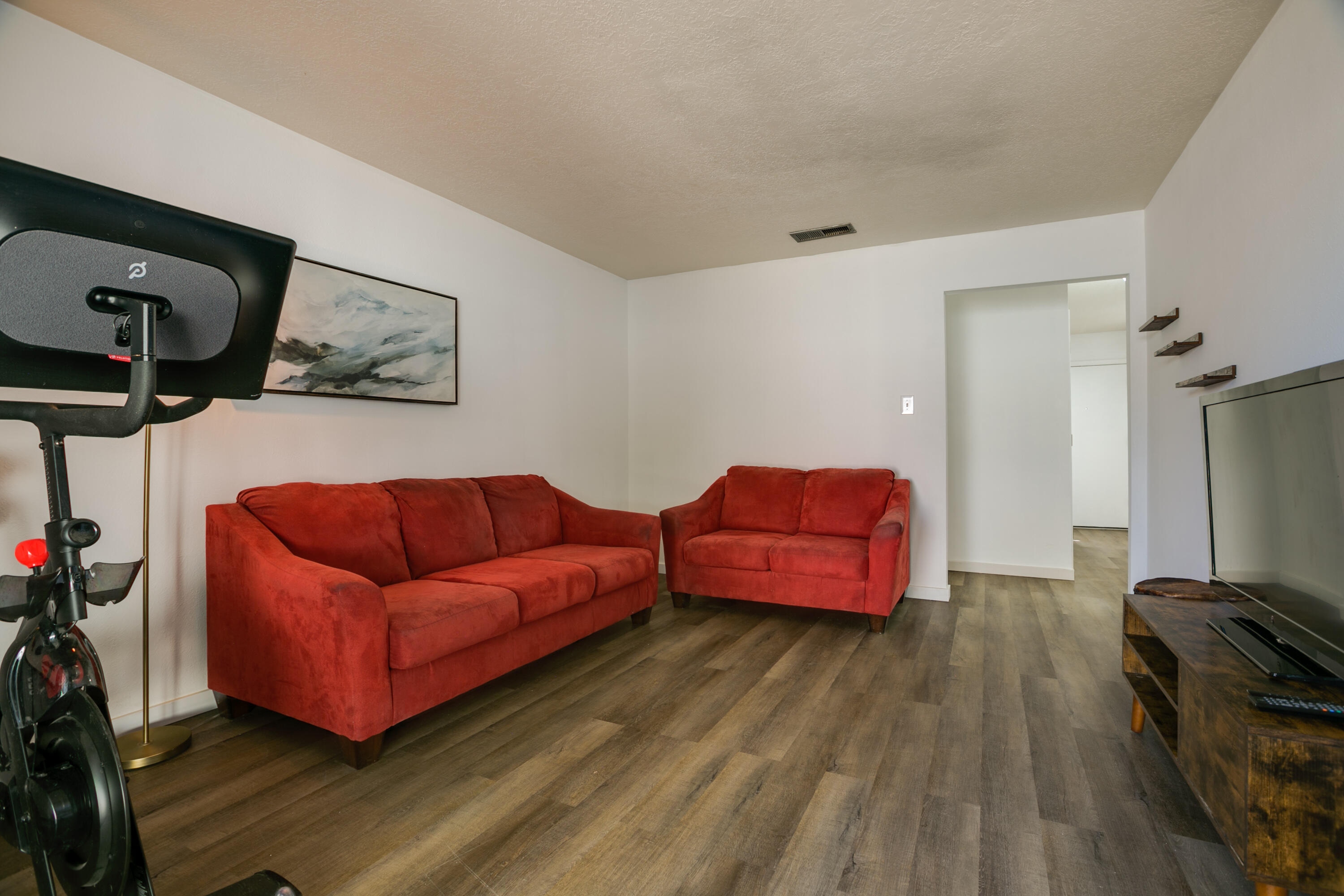 3600 Eubank Boulevard Boulevard NE 5a