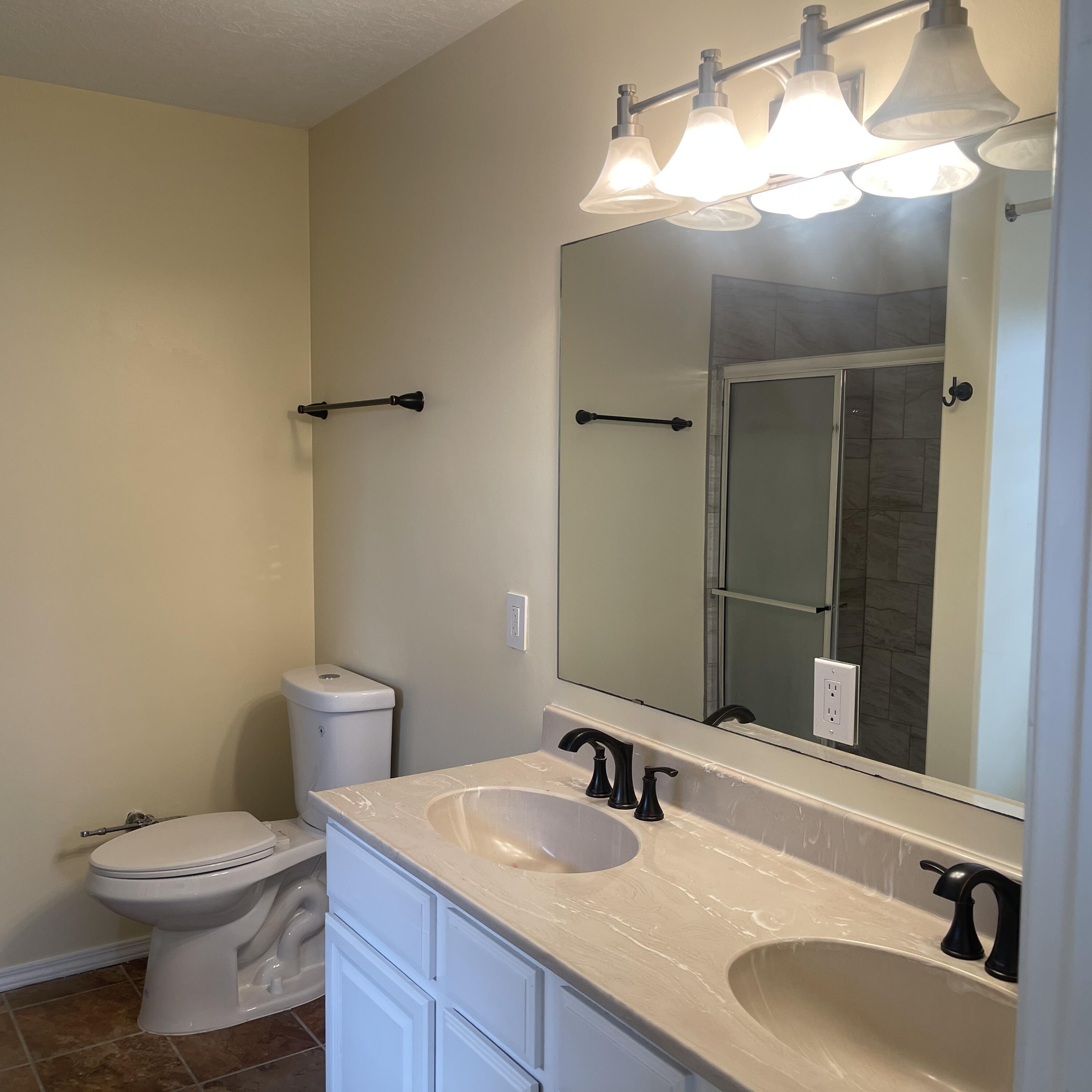 1212 Calle De Lago