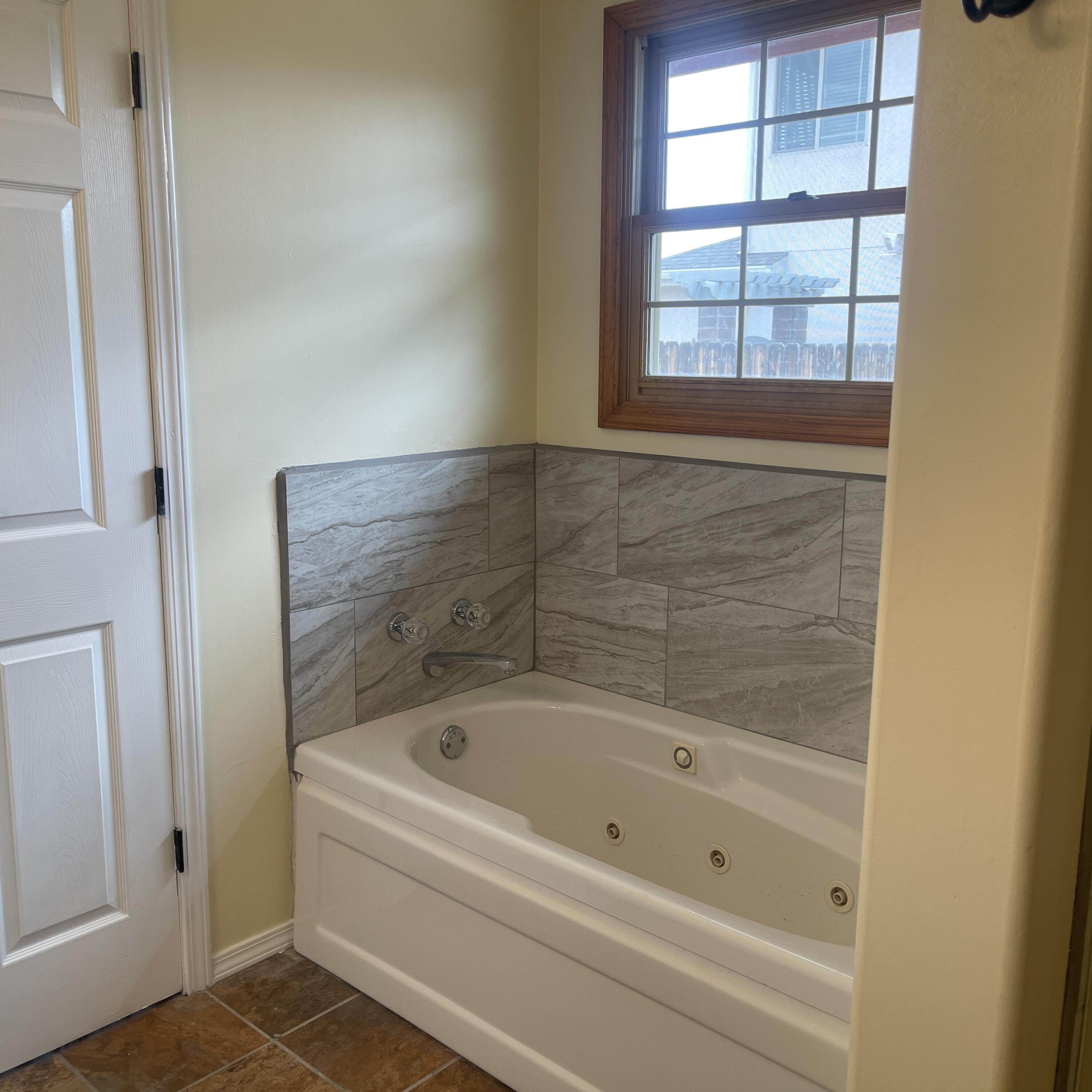 1212 Calle De Lago