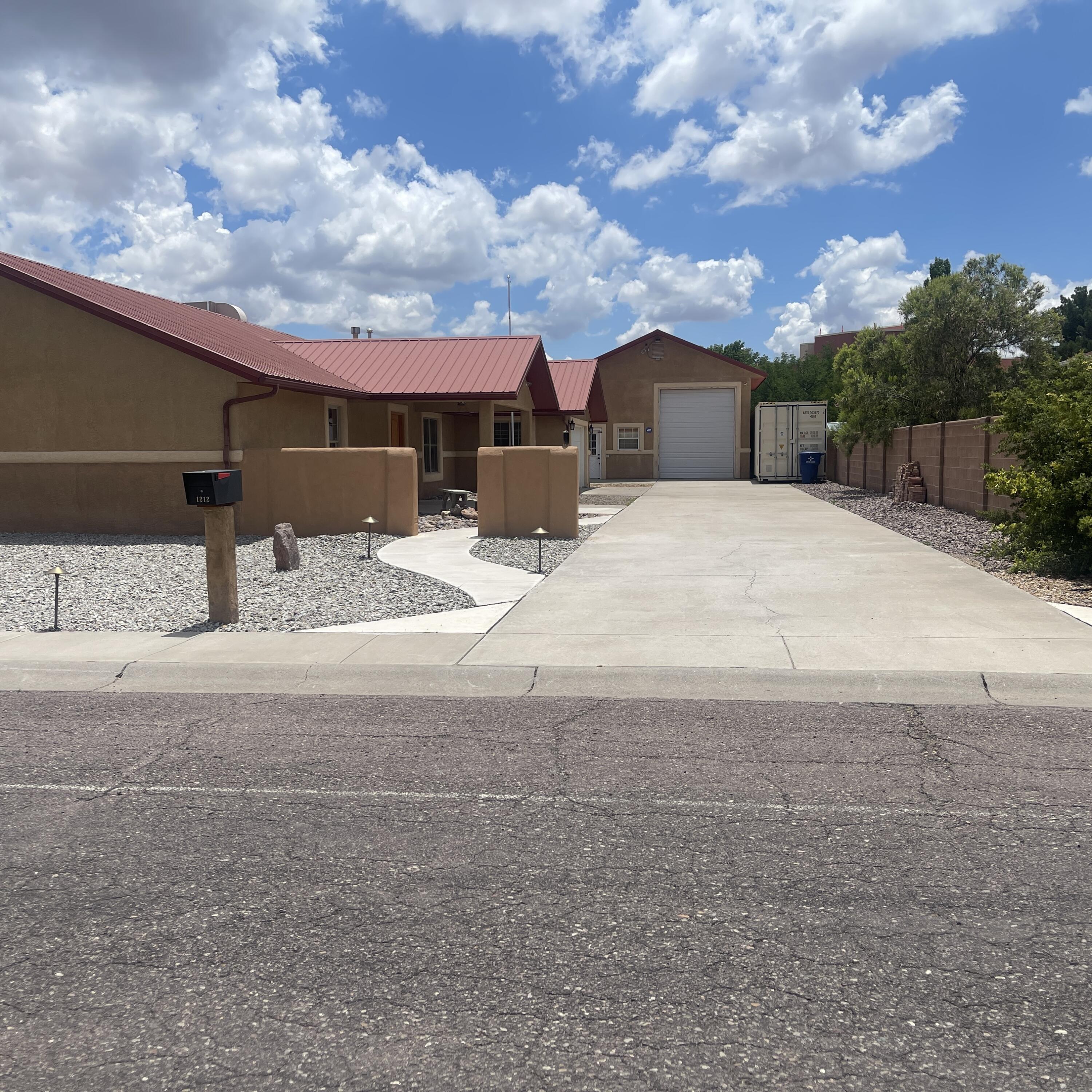 1212 Calle De Lago