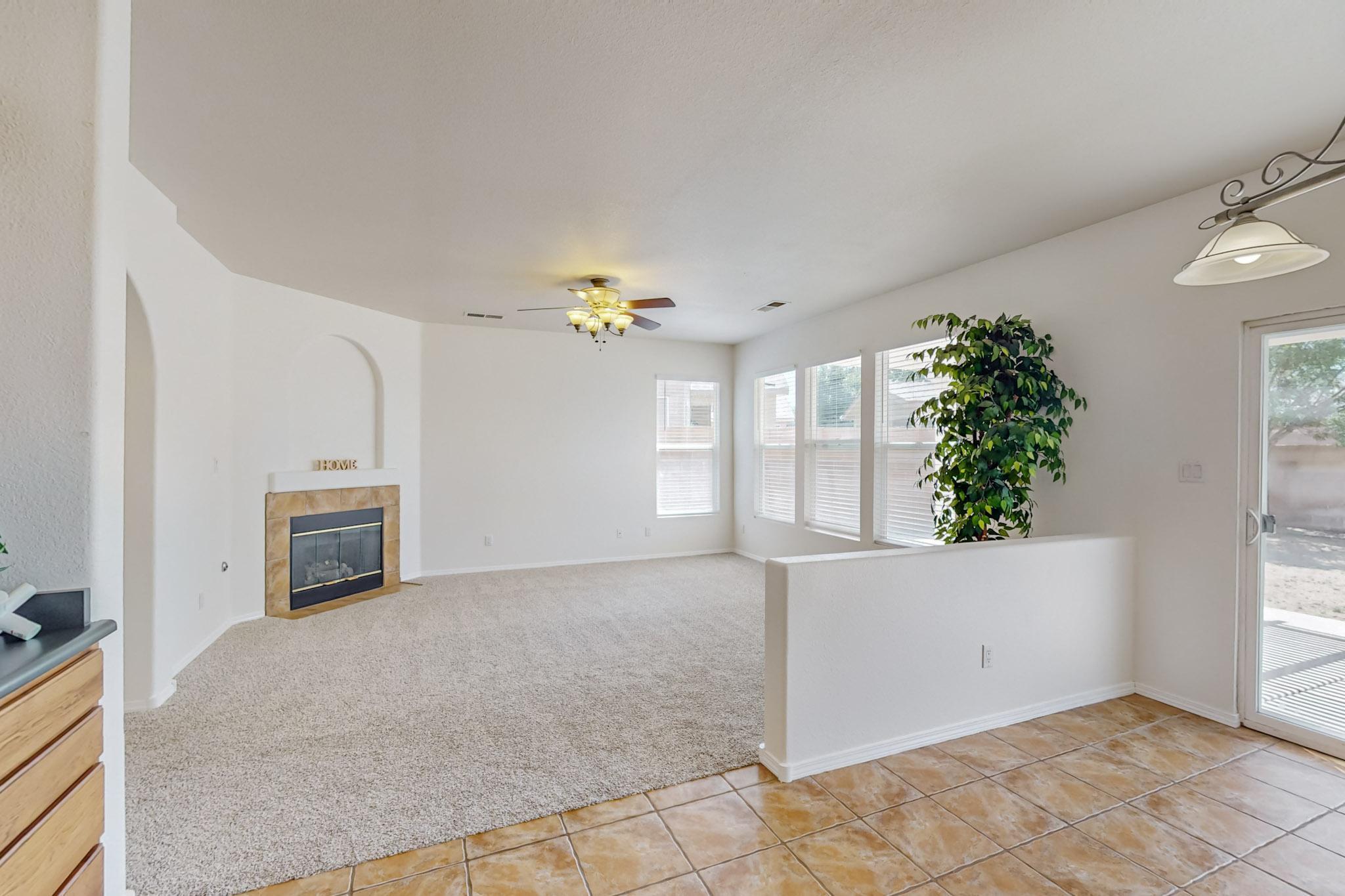 10301 Calle Dichoso Court NW