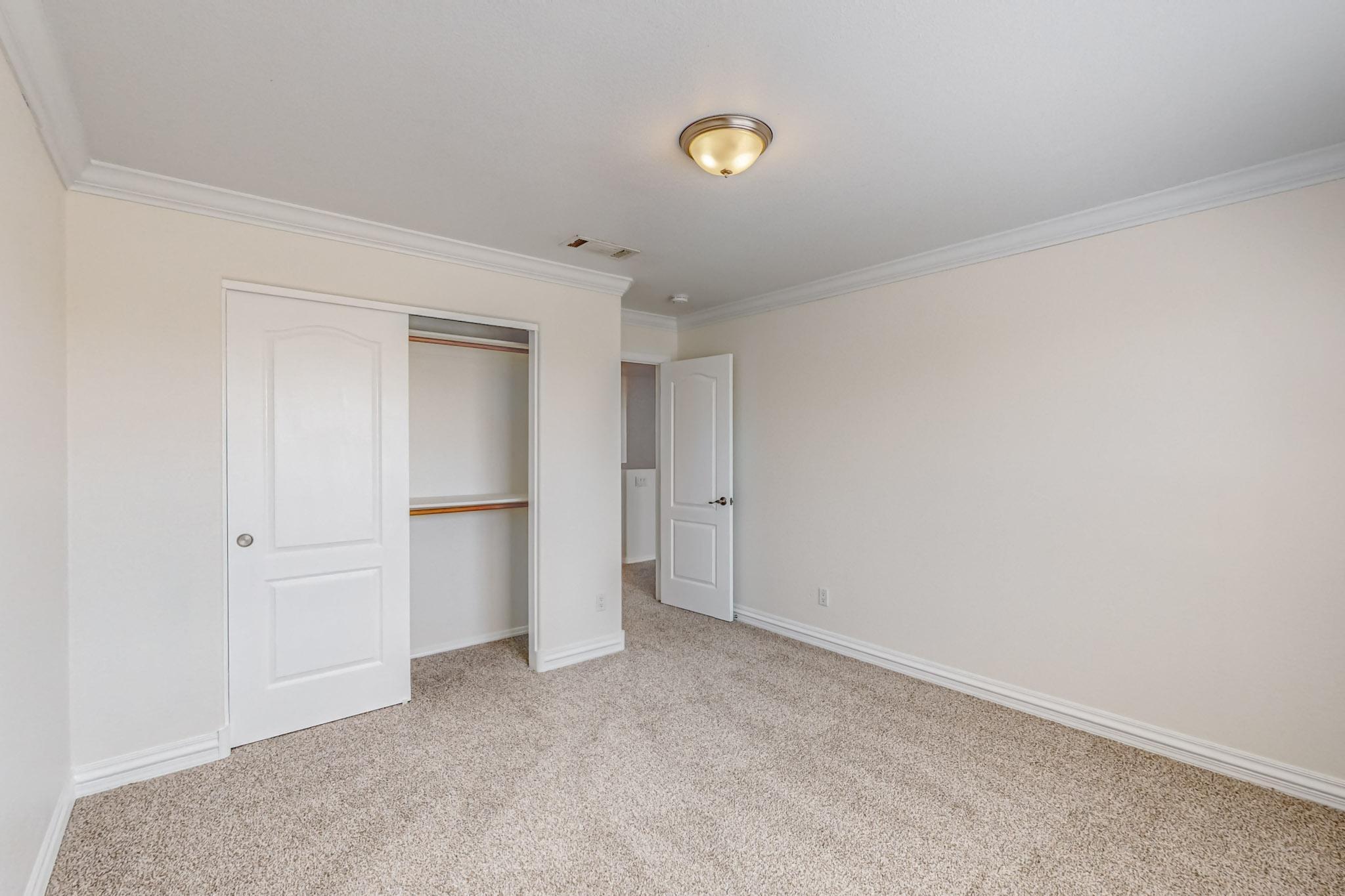 10301 Calle Dichoso Court NW