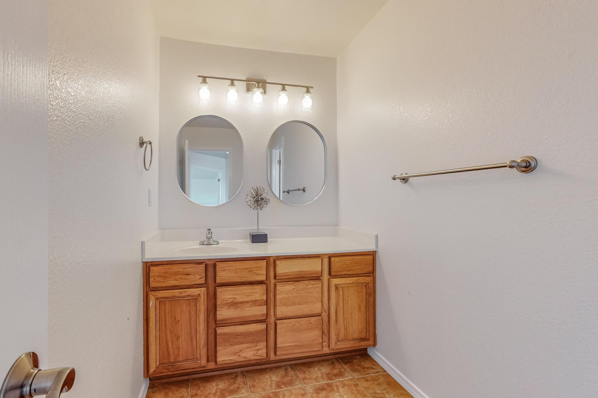 10301 Calle Dichoso Court NW