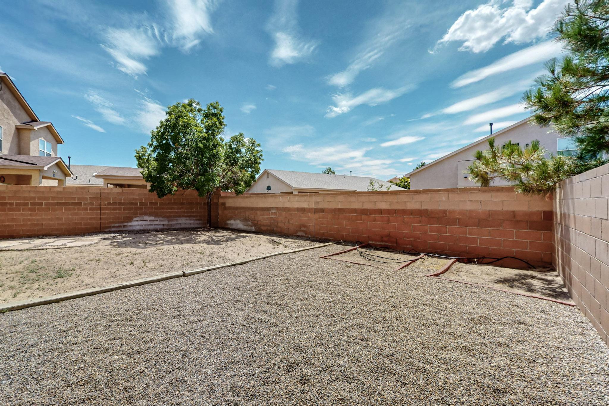 10301 Calle Dichoso Court NW