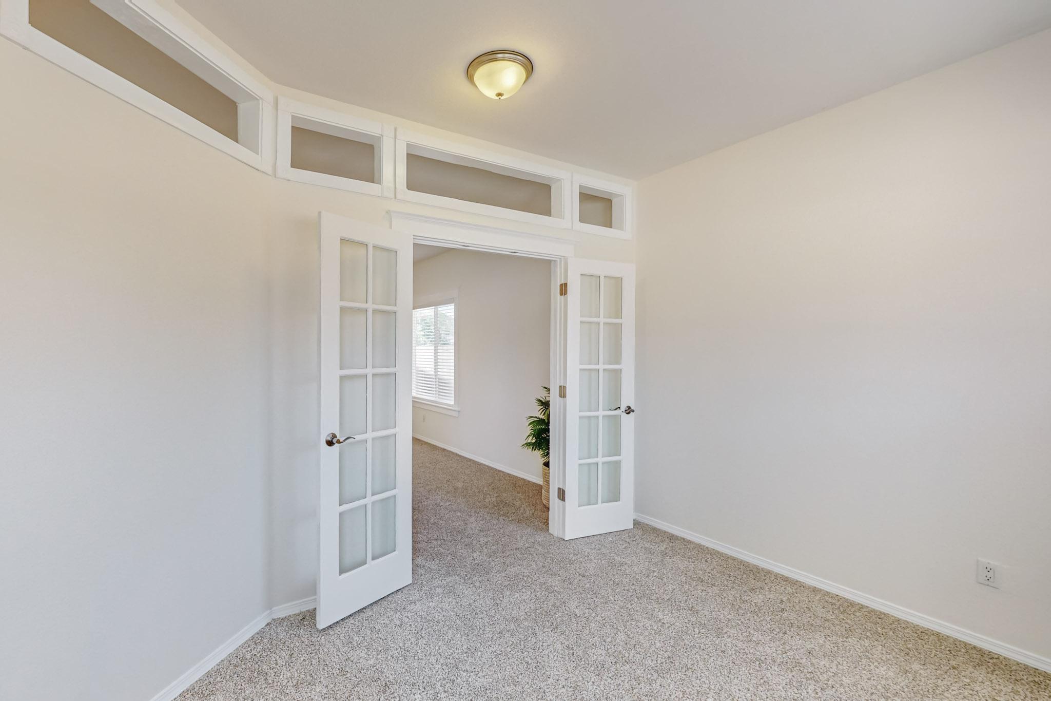 10301 Calle Dichoso Court NW