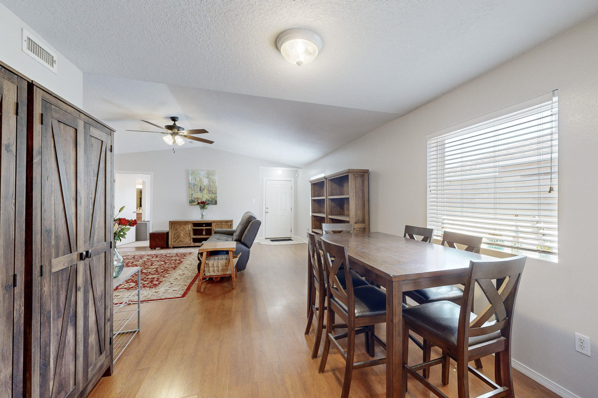 11219 Vistazo Place SE