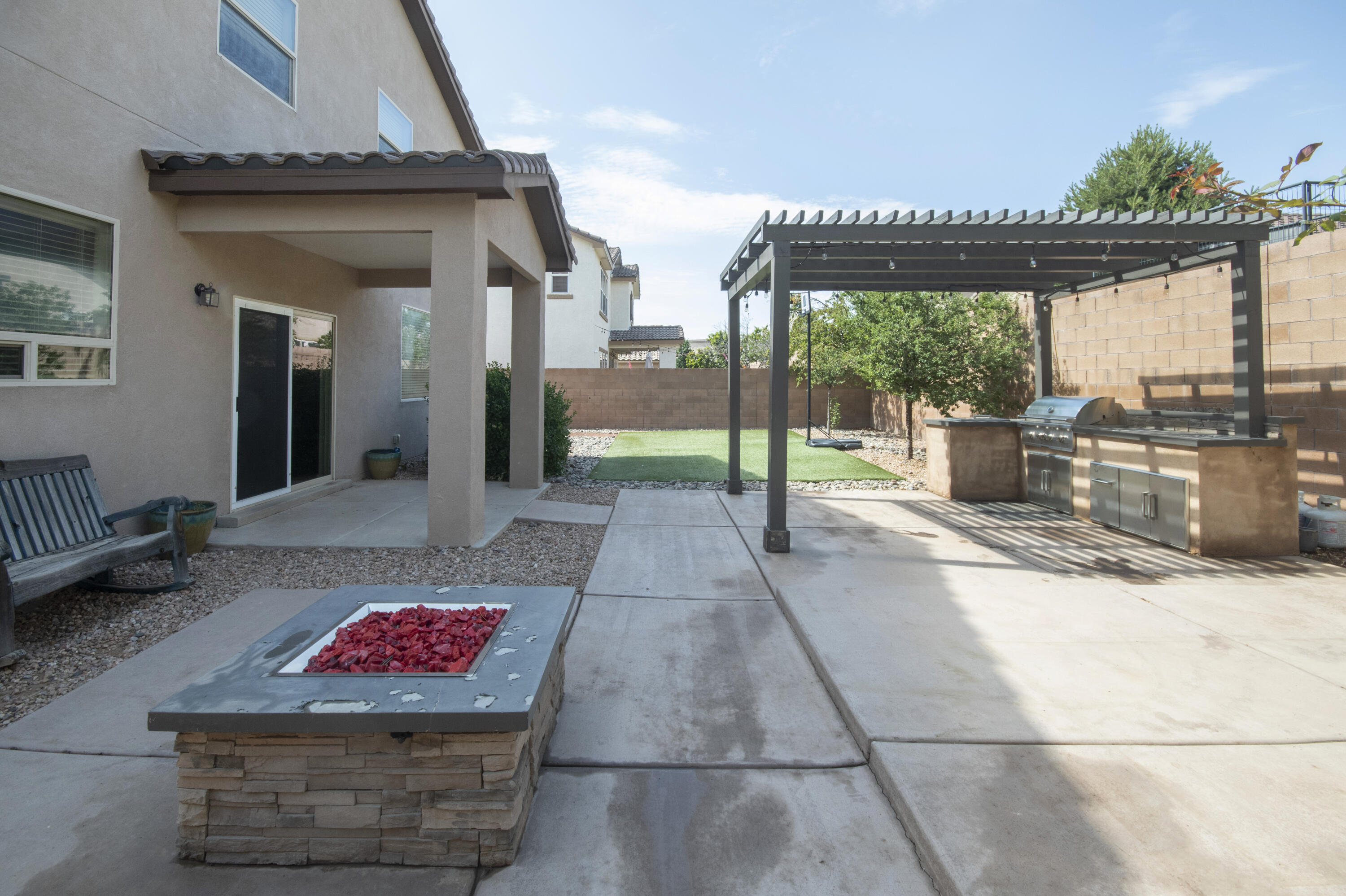 6827 Lava Rock Drive NW