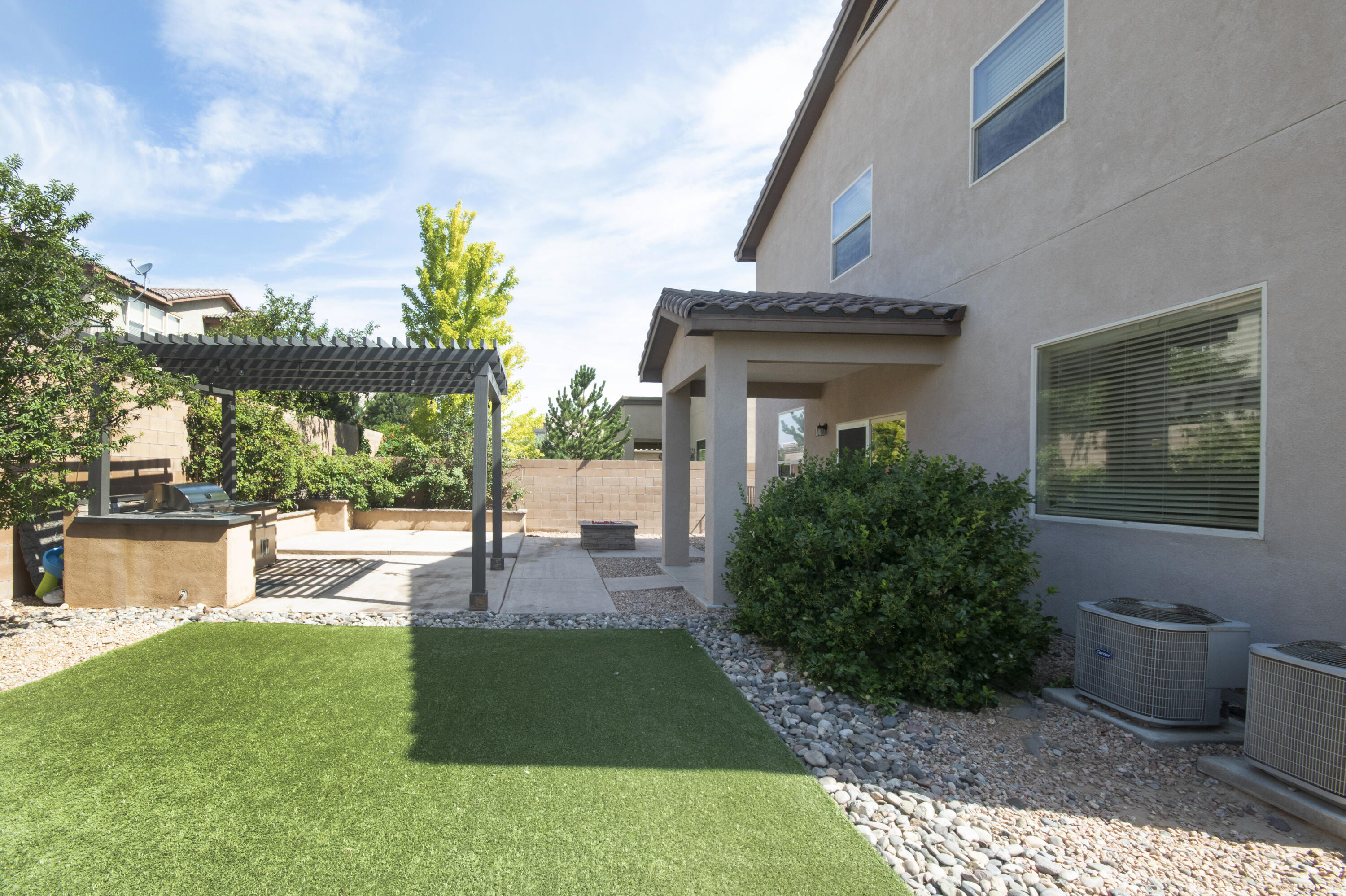 6827 Lava Rock Drive NW