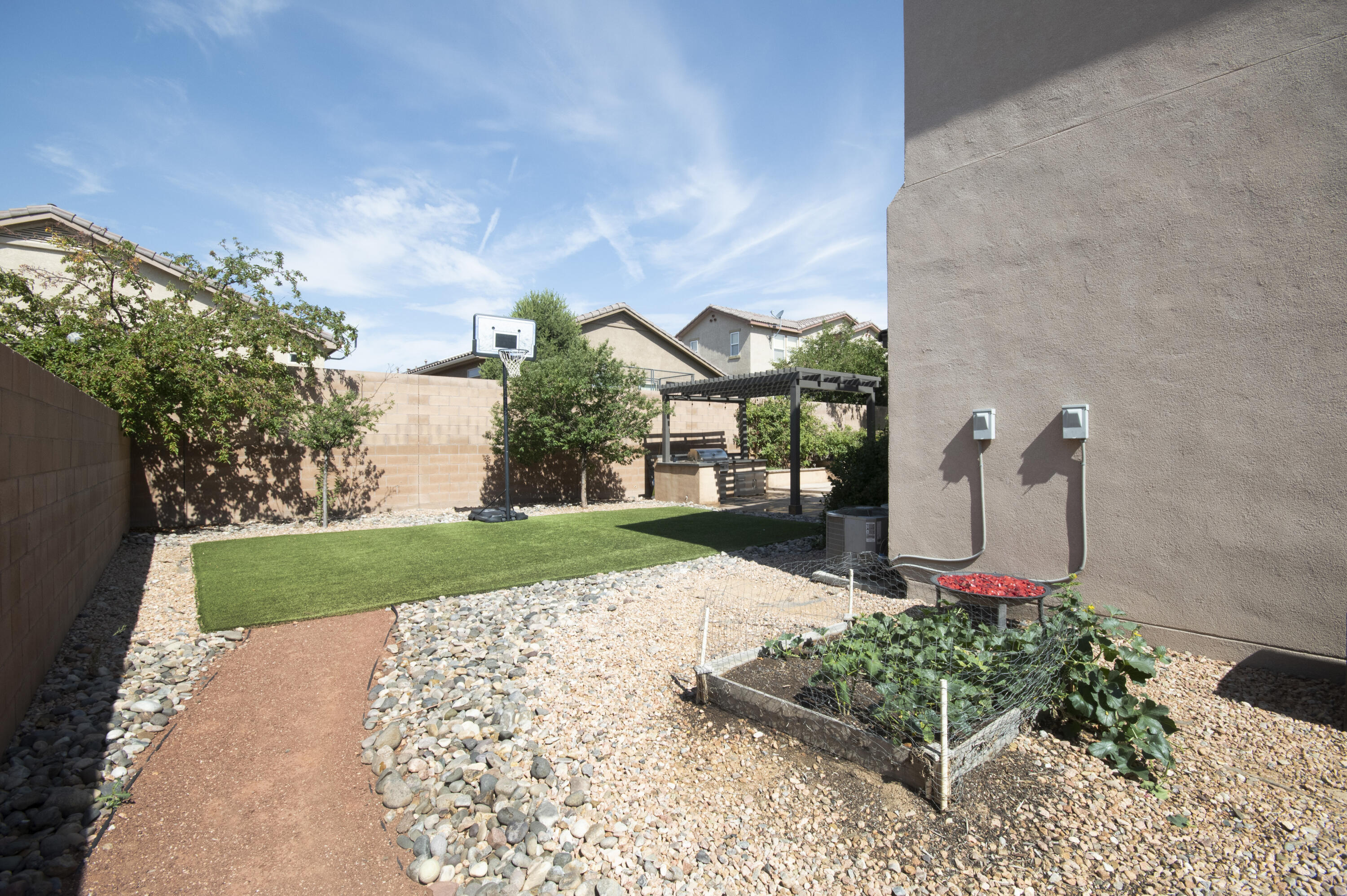 6827 Lava Rock Drive NW