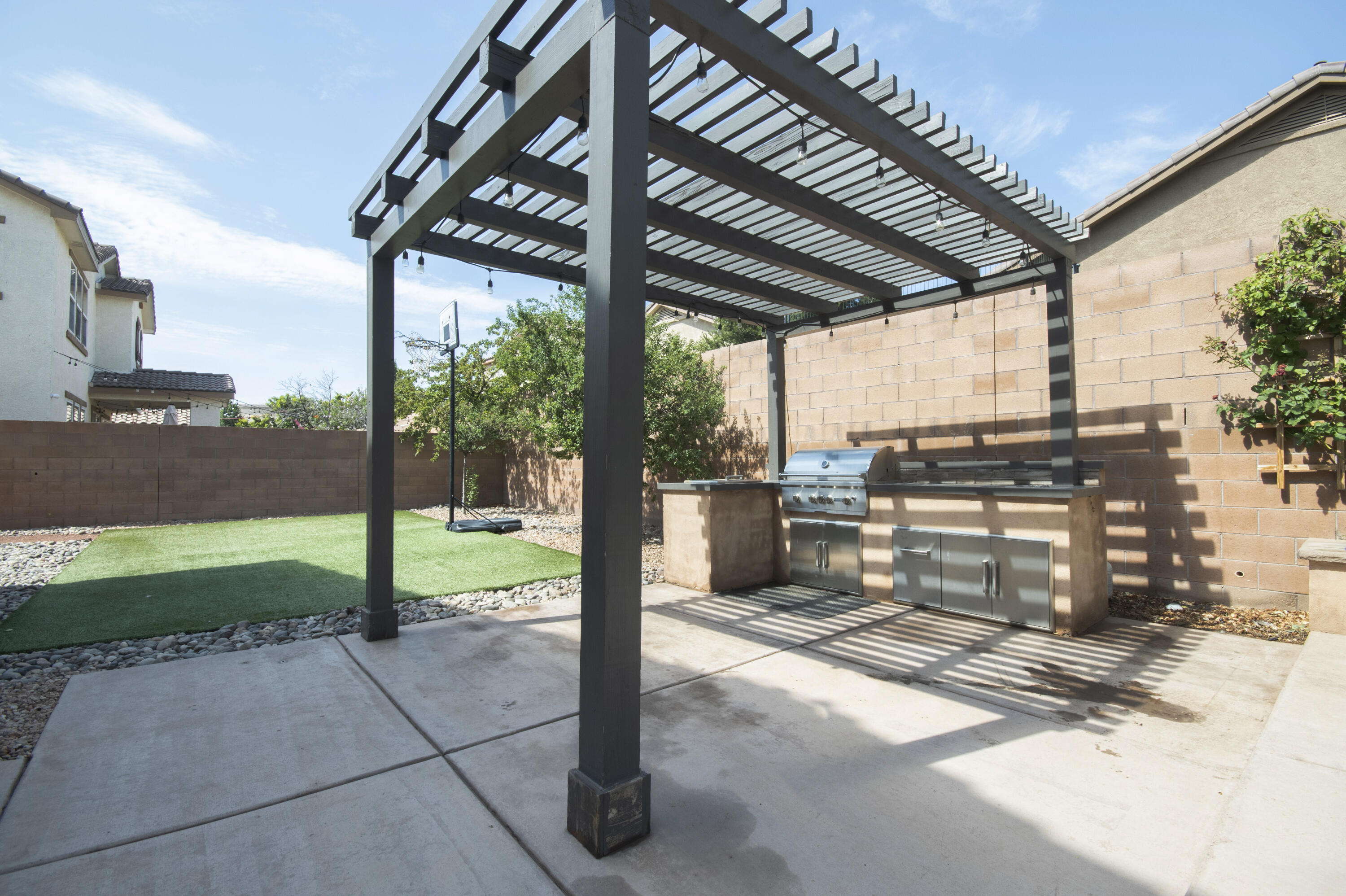 6827 Lava Rock Drive NW
