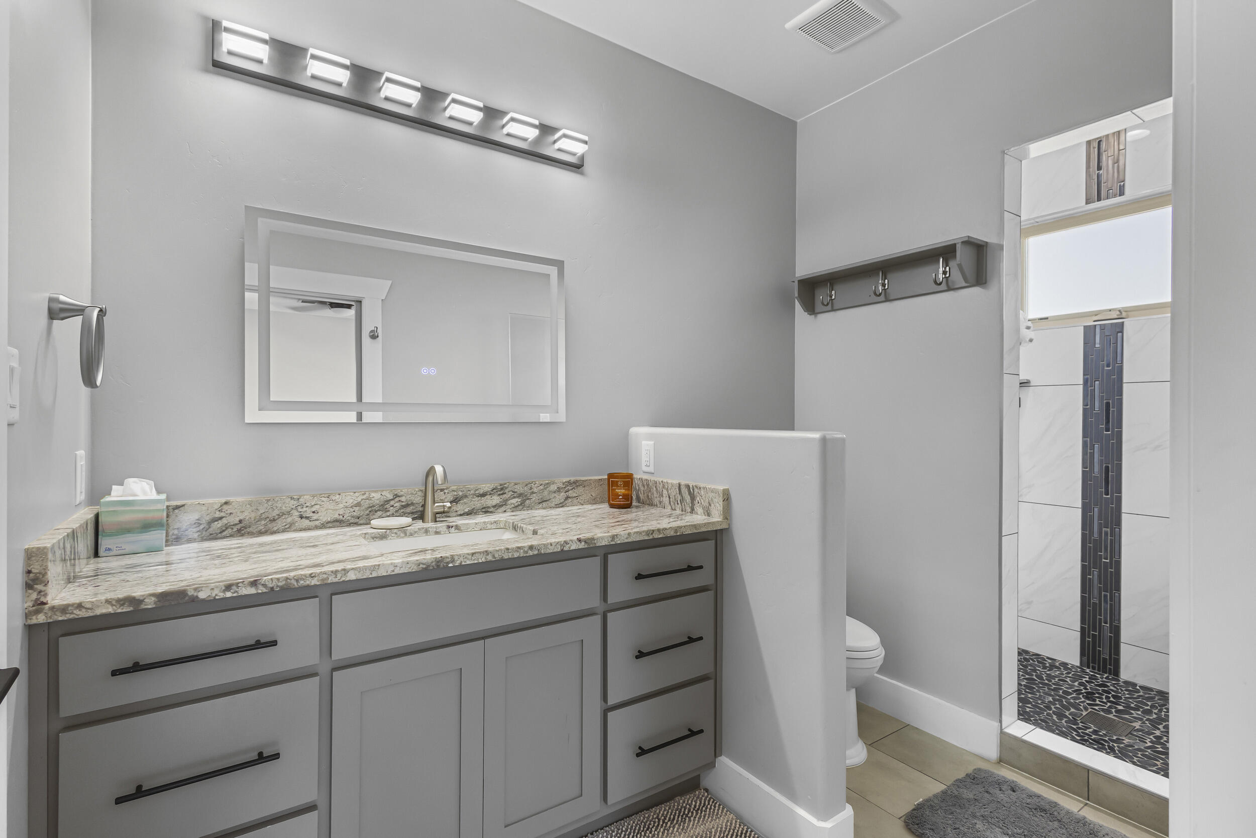 1025 Mesa Loop NW