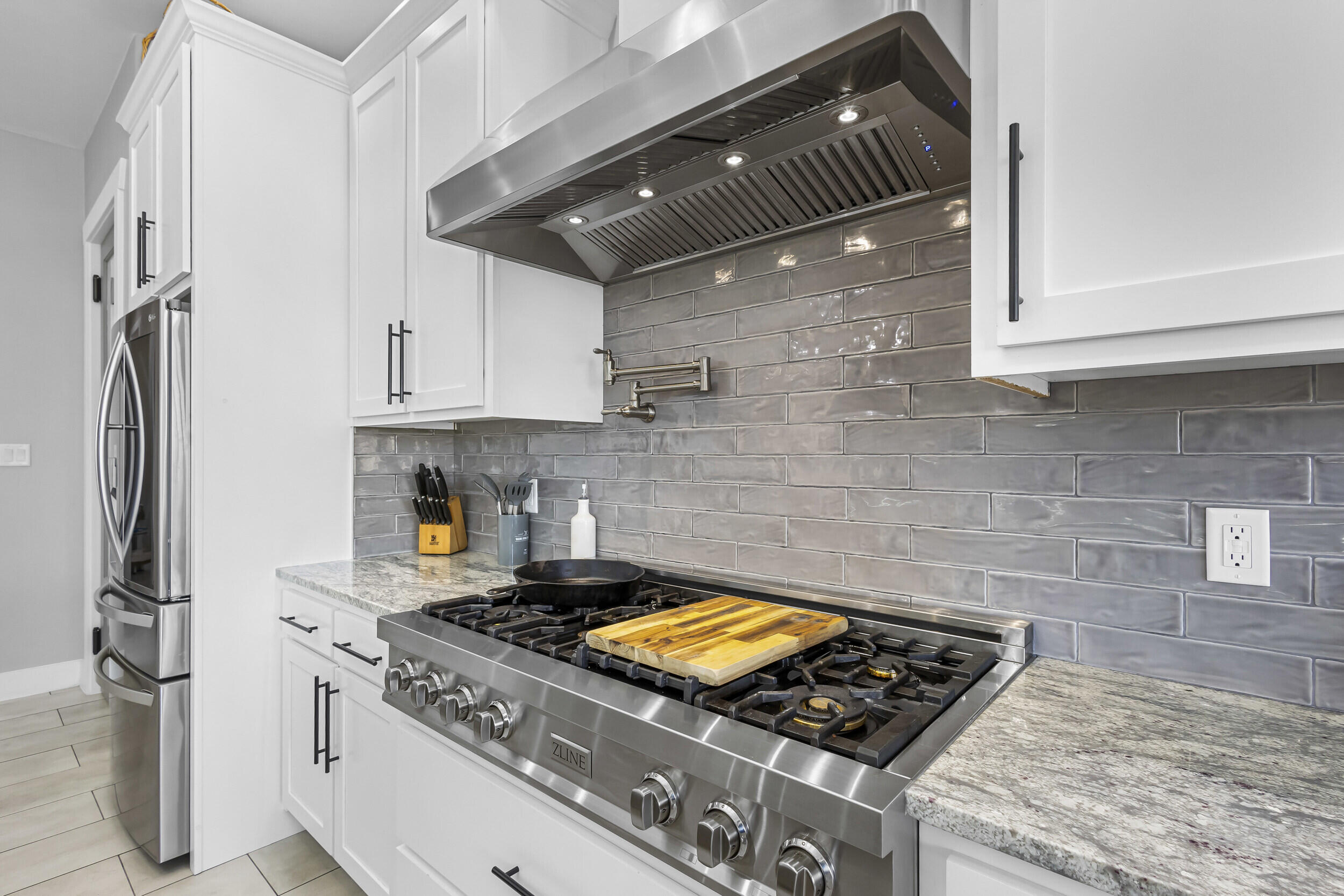 1025 Mesa Loop NW