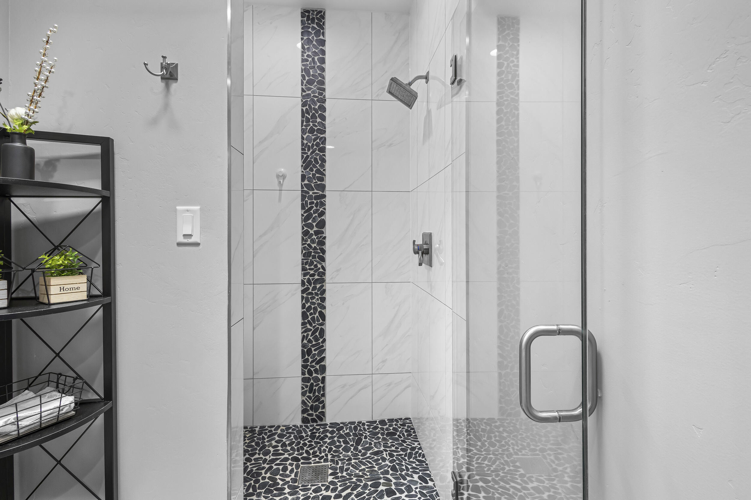 1025 Mesa Loop NW