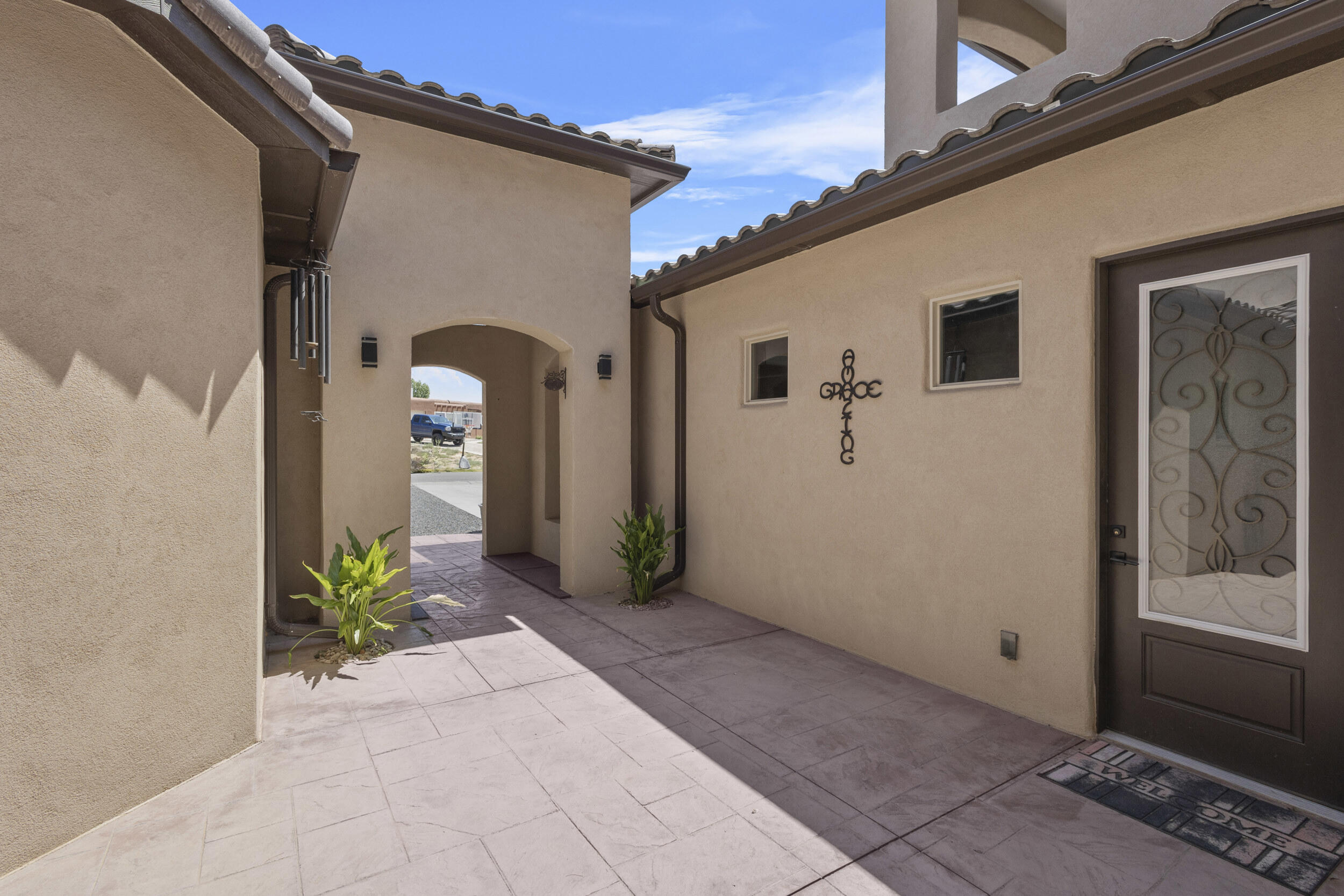 1025 Mesa Loop NW