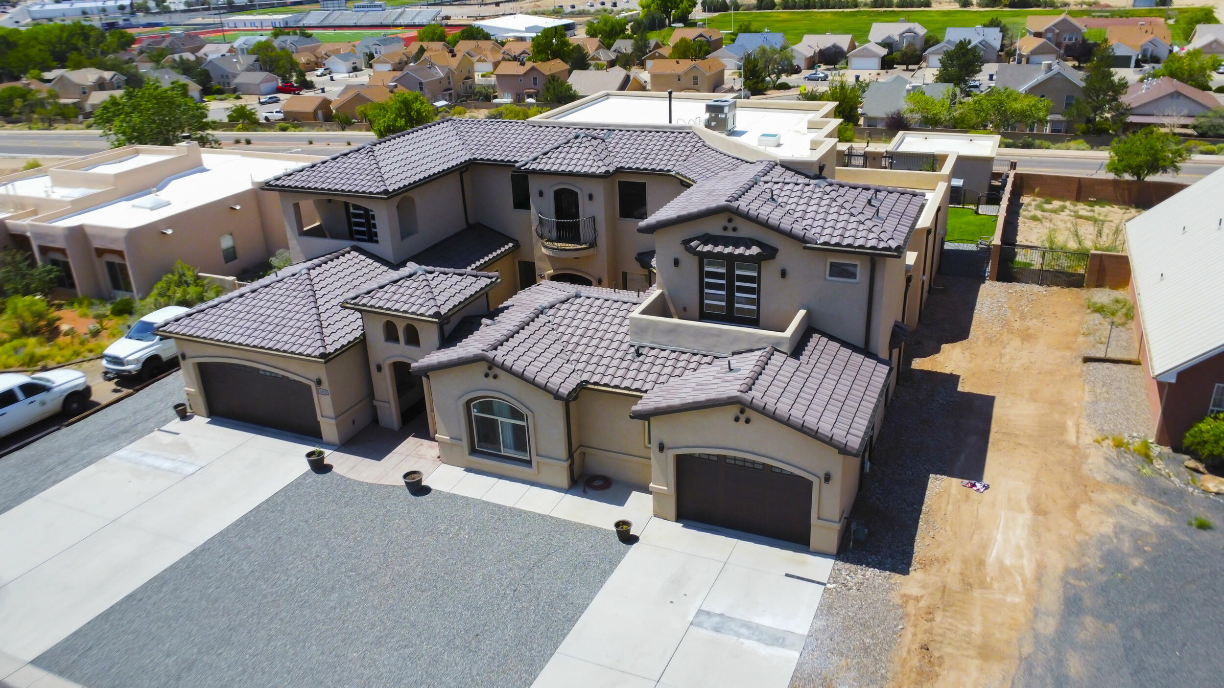 1025 Mesa Loop NW