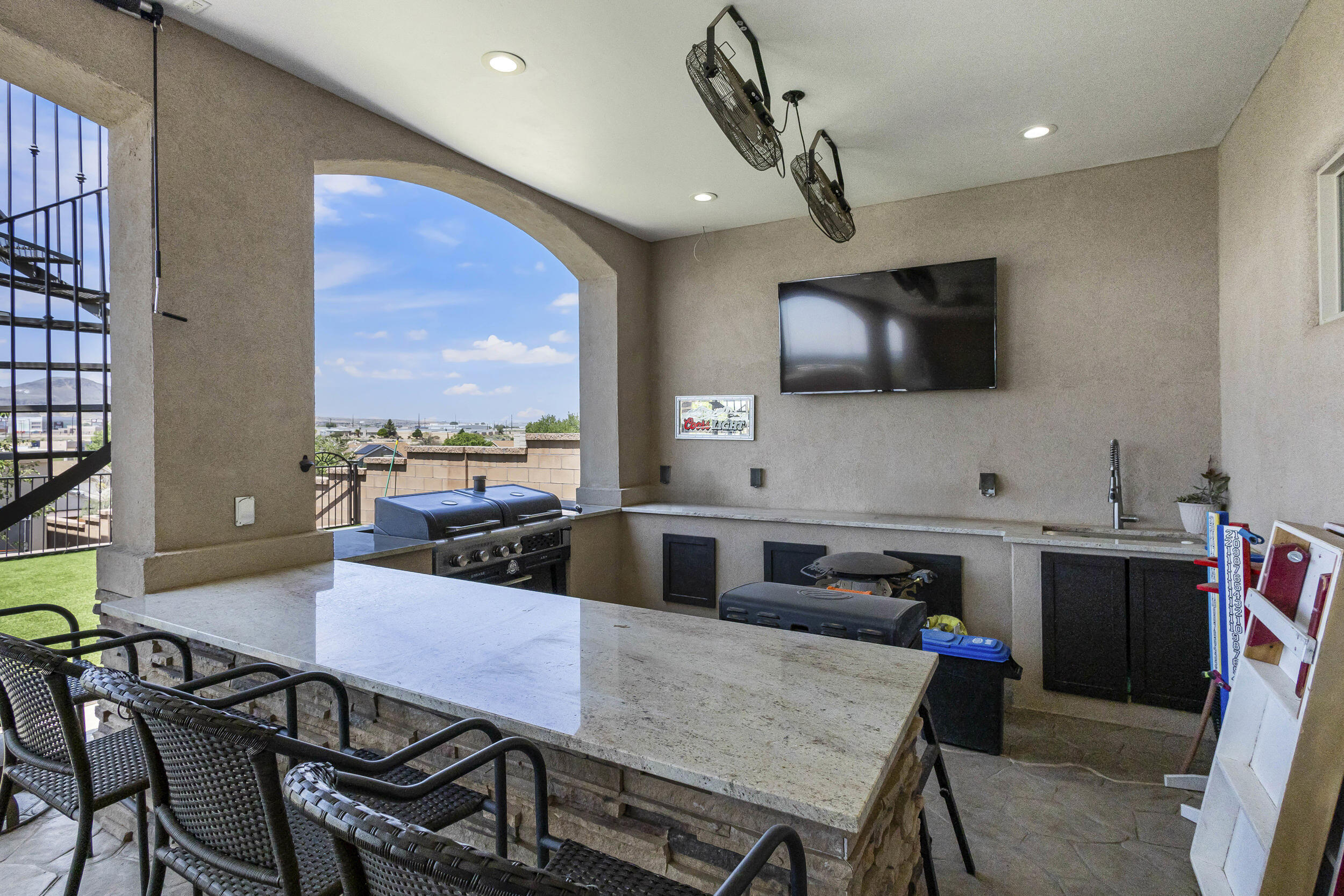 1025 Mesa Loop NW