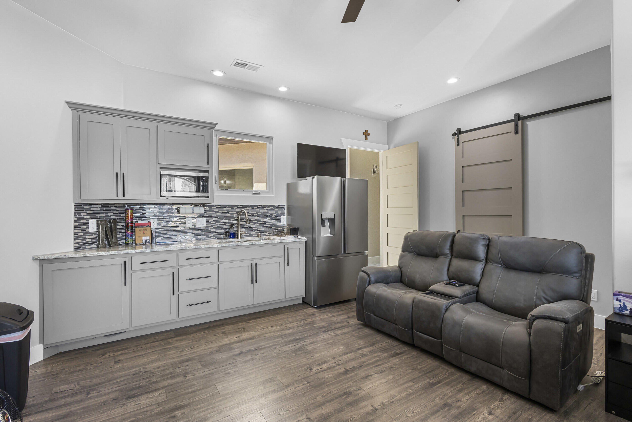 1025 Mesa Loop NW