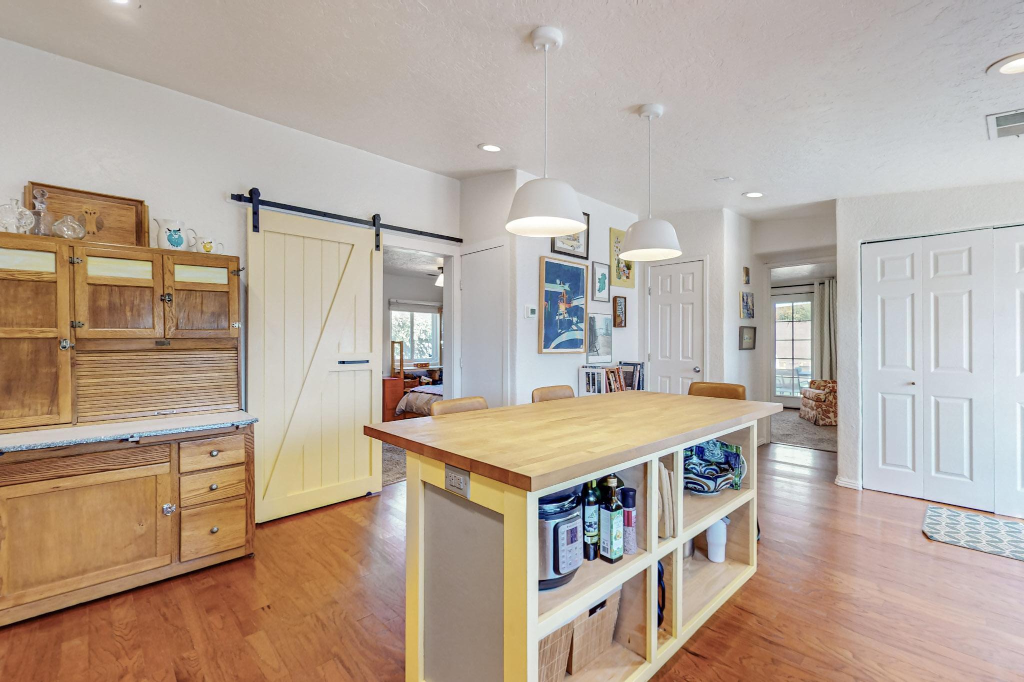 1418 15th Street NW