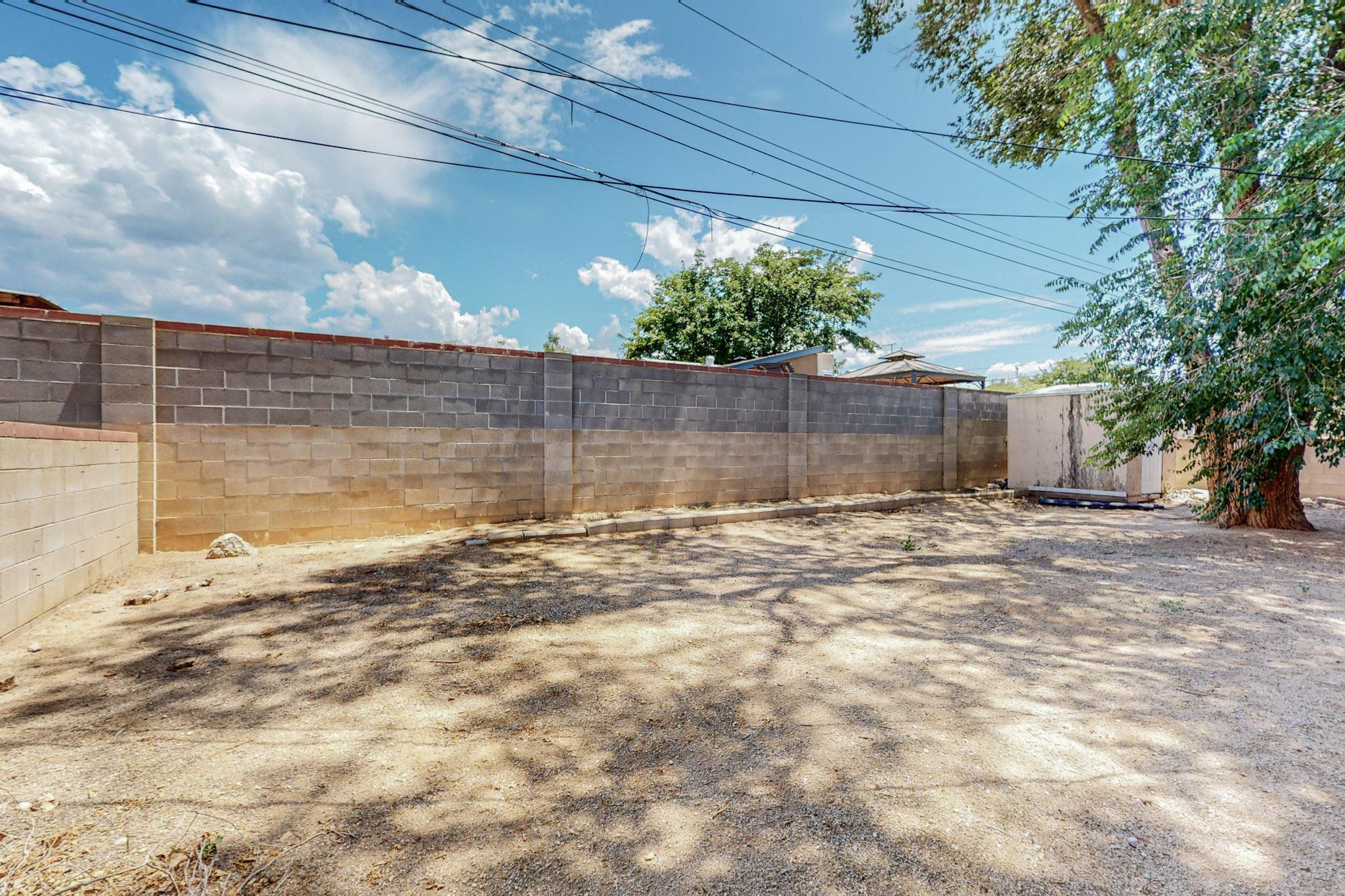 3124 Valencia Drive NE