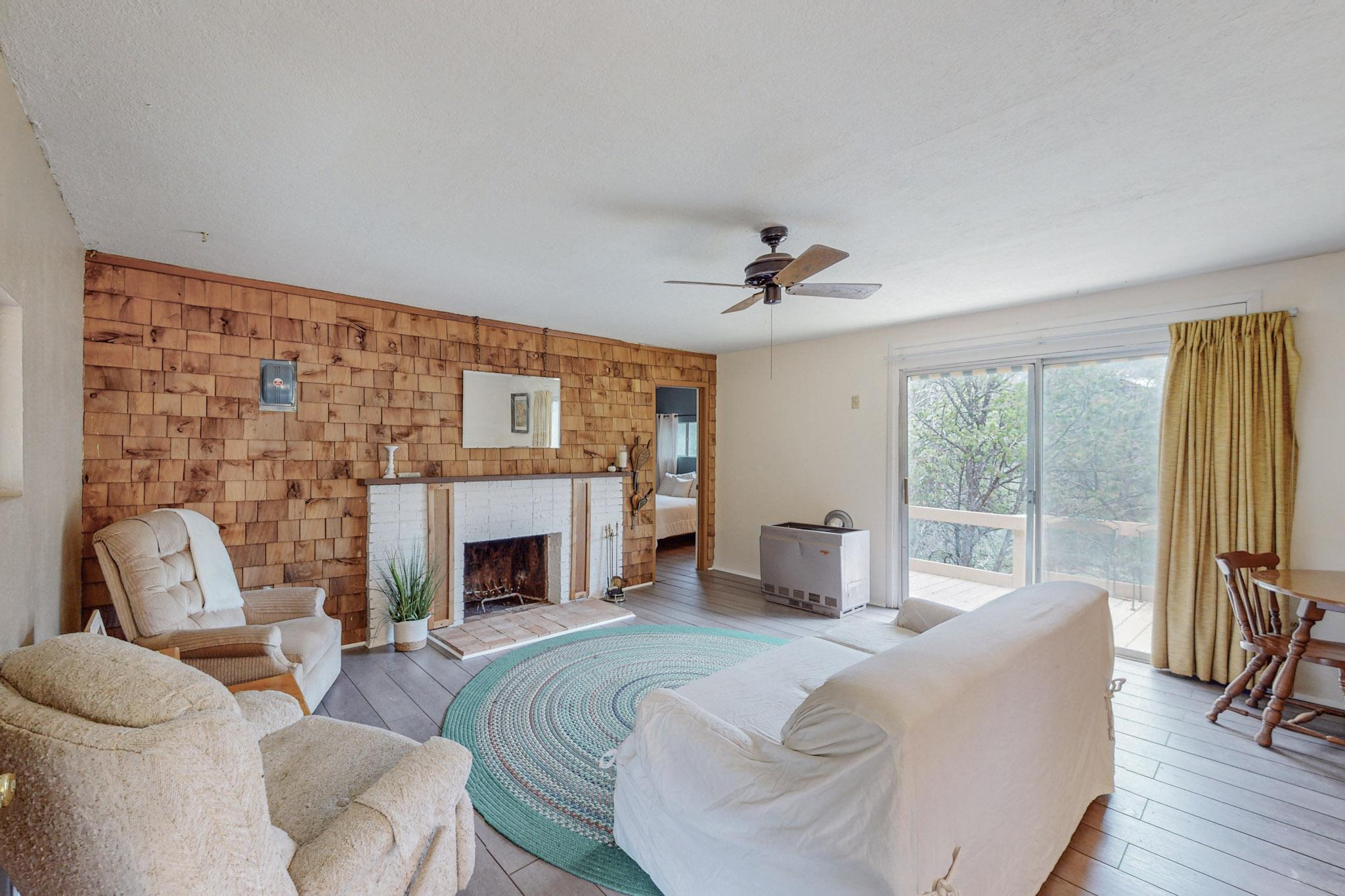 930 San Diego Loop Loop