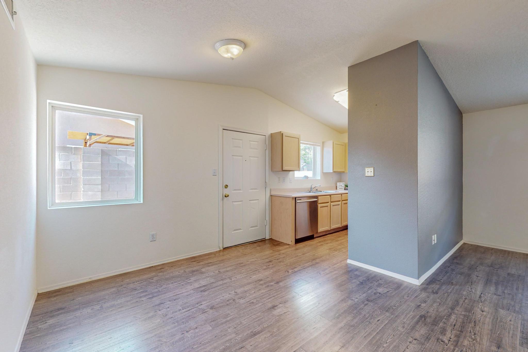 11040 Miravista Place SE