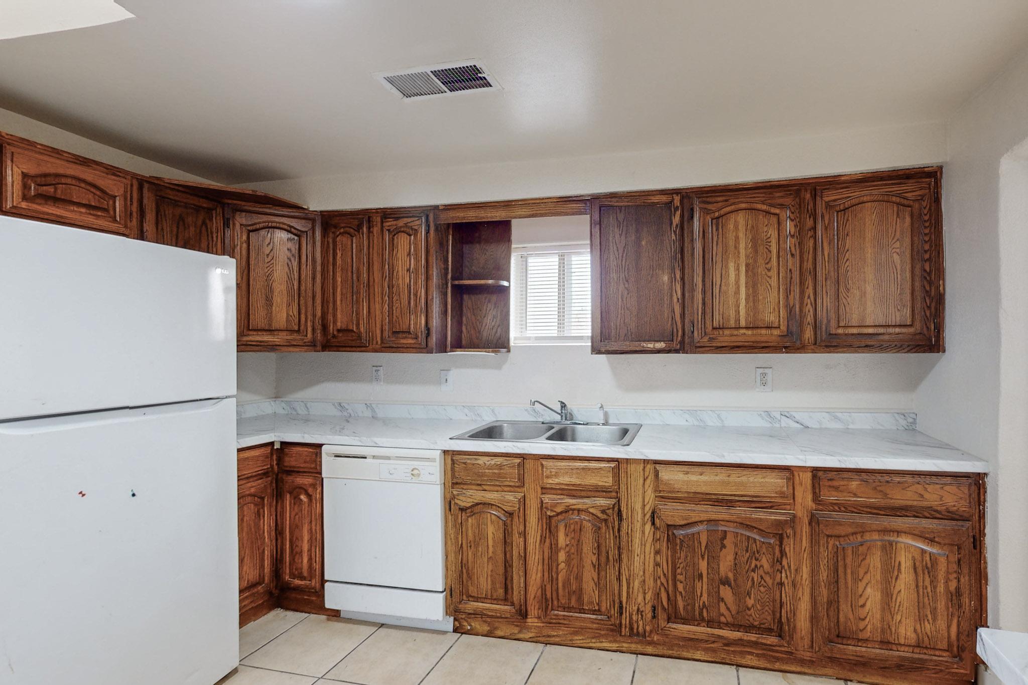 1119 Edith Boulevard NE