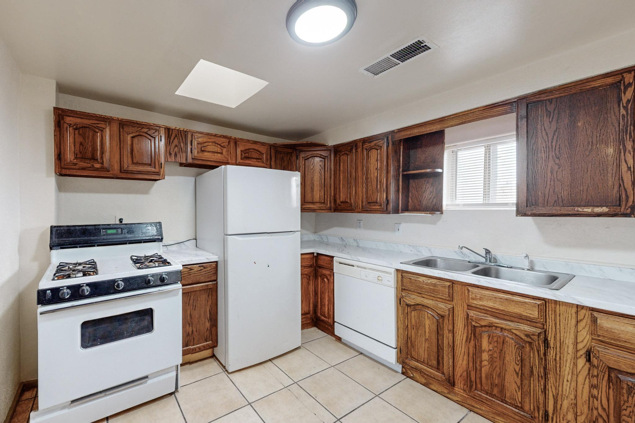 1119 Edith Boulevard NE
