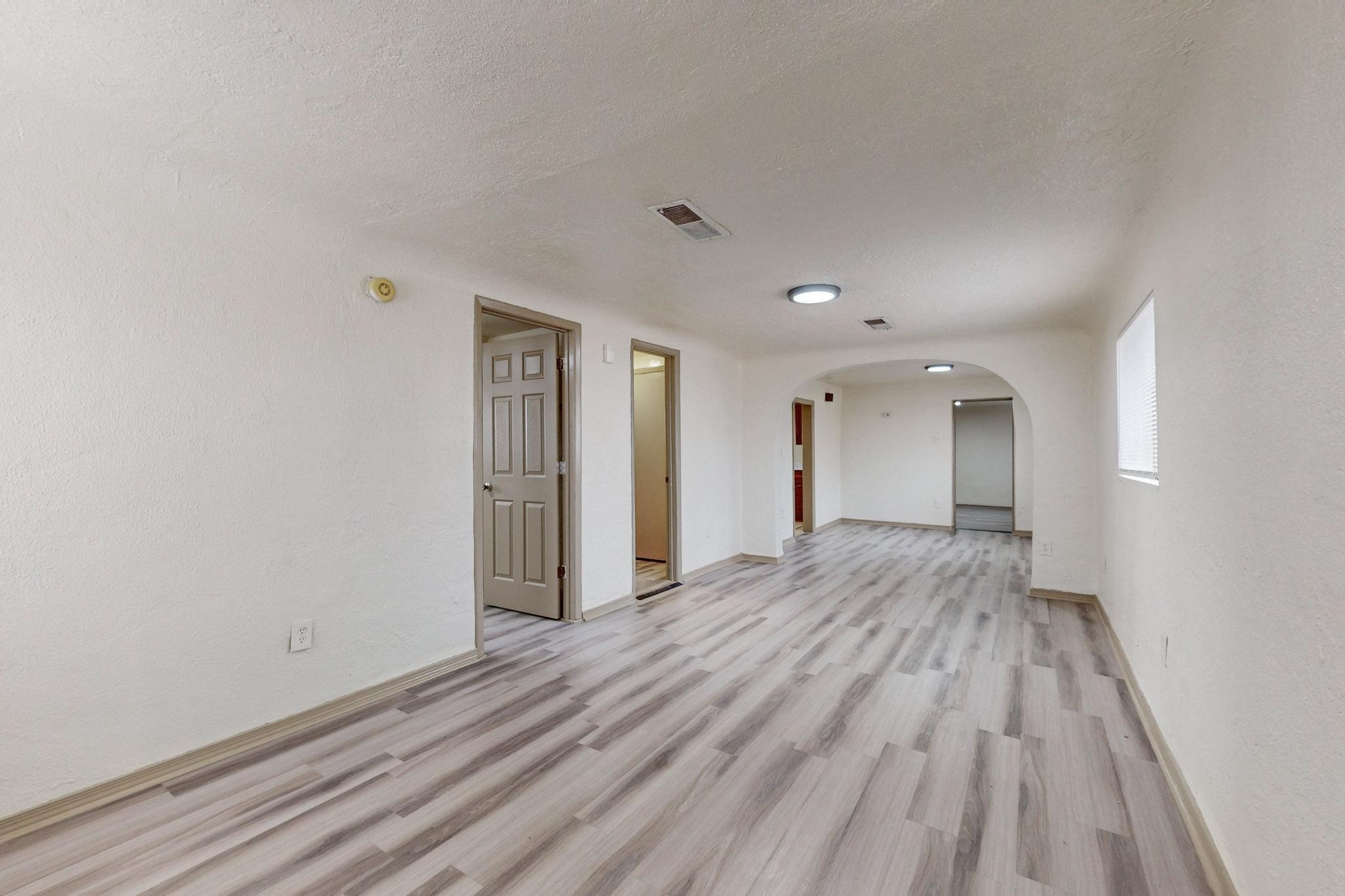 1119 Edith Boulevard NE