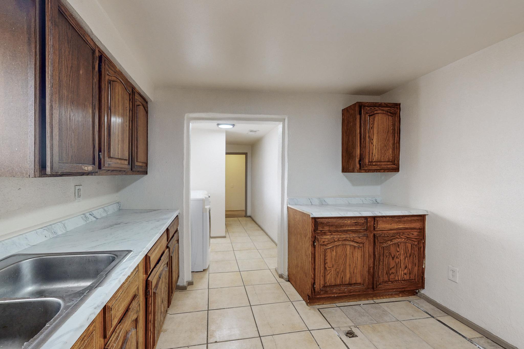 1119 Edith Boulevard NE