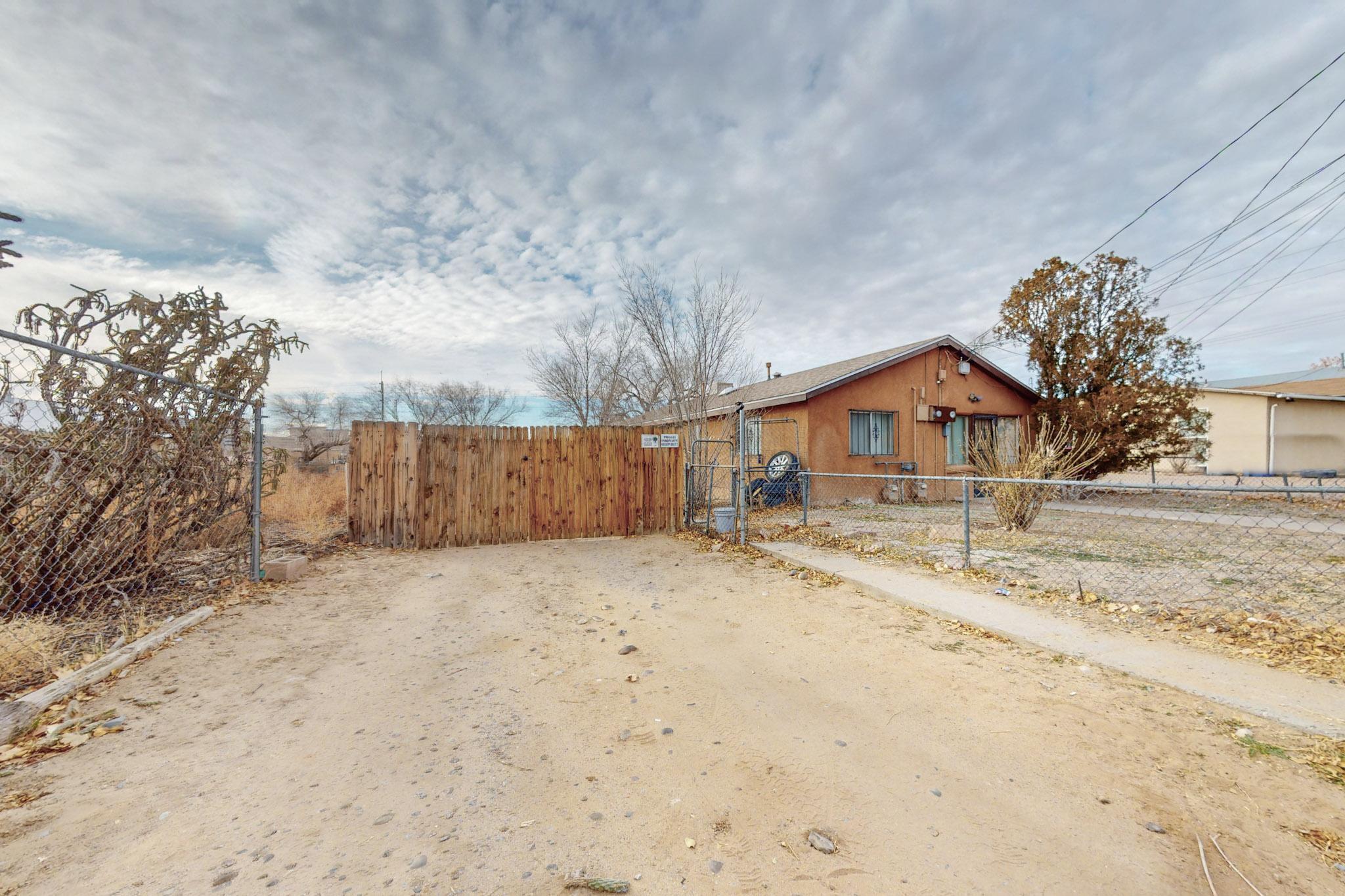 1119 Edith Boulevard NE