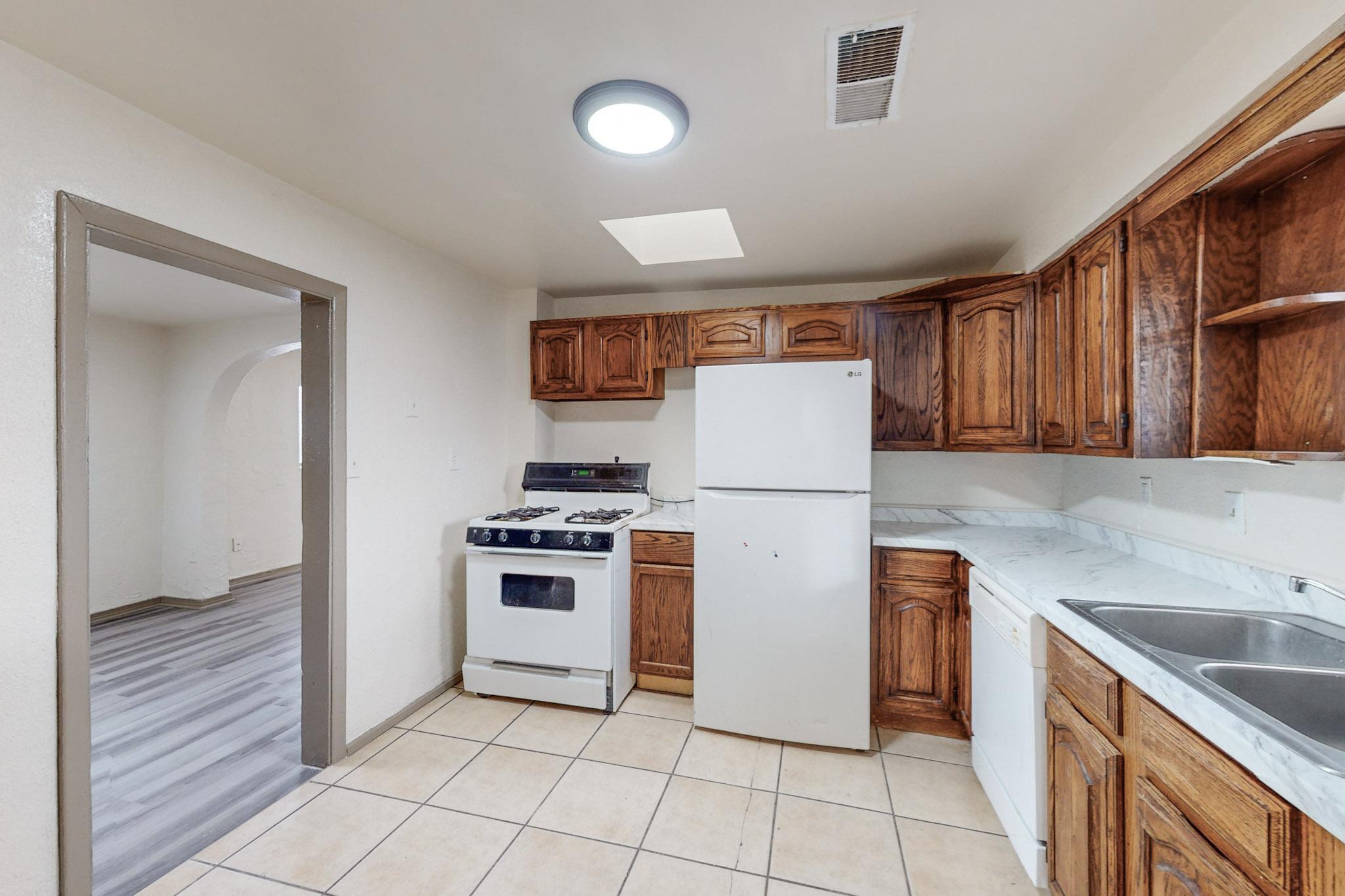 1119 Edith Boulevard NE