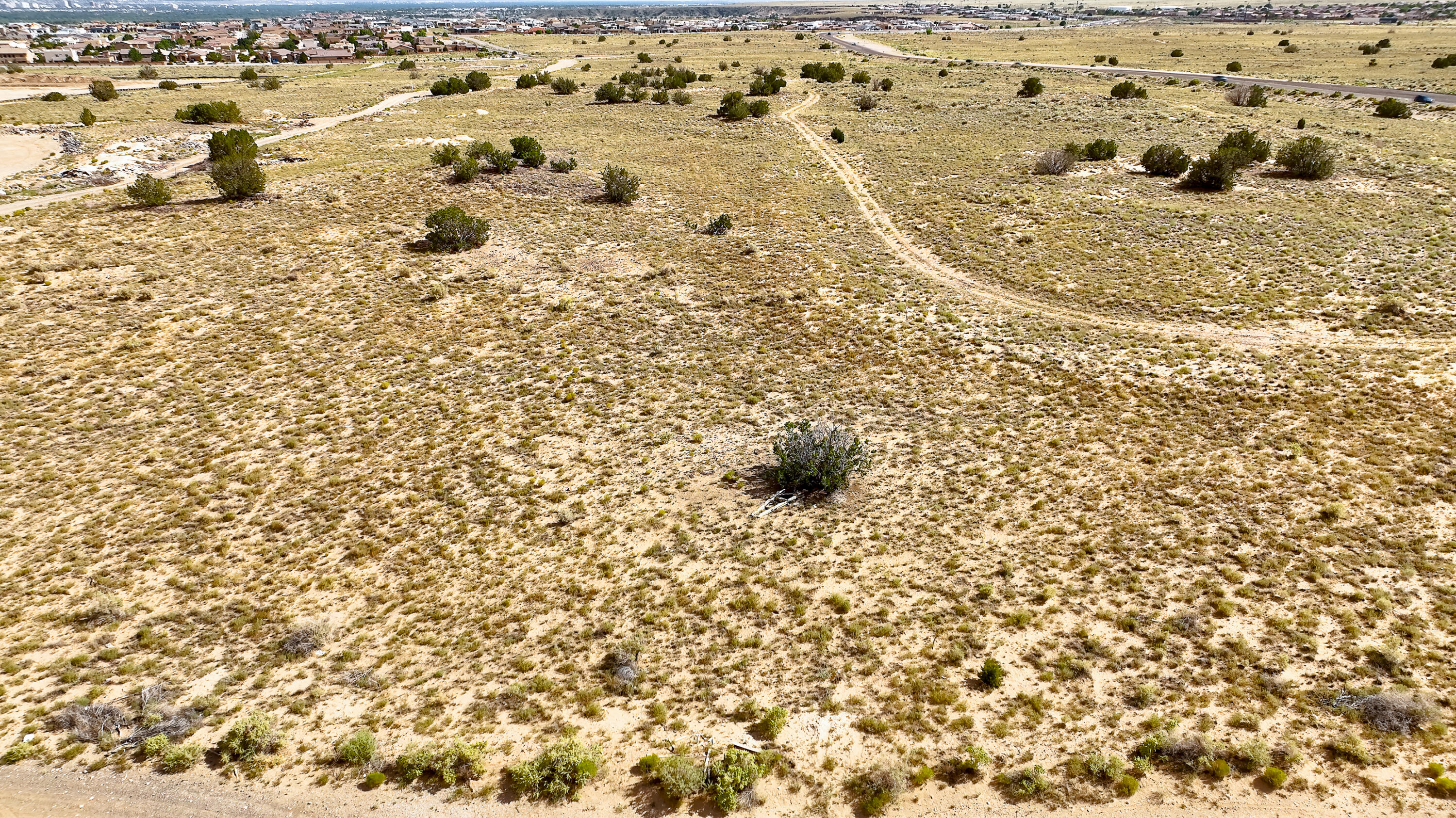 Madreselva Road NW